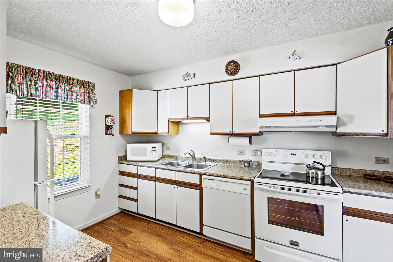 18219 Macrae COURT