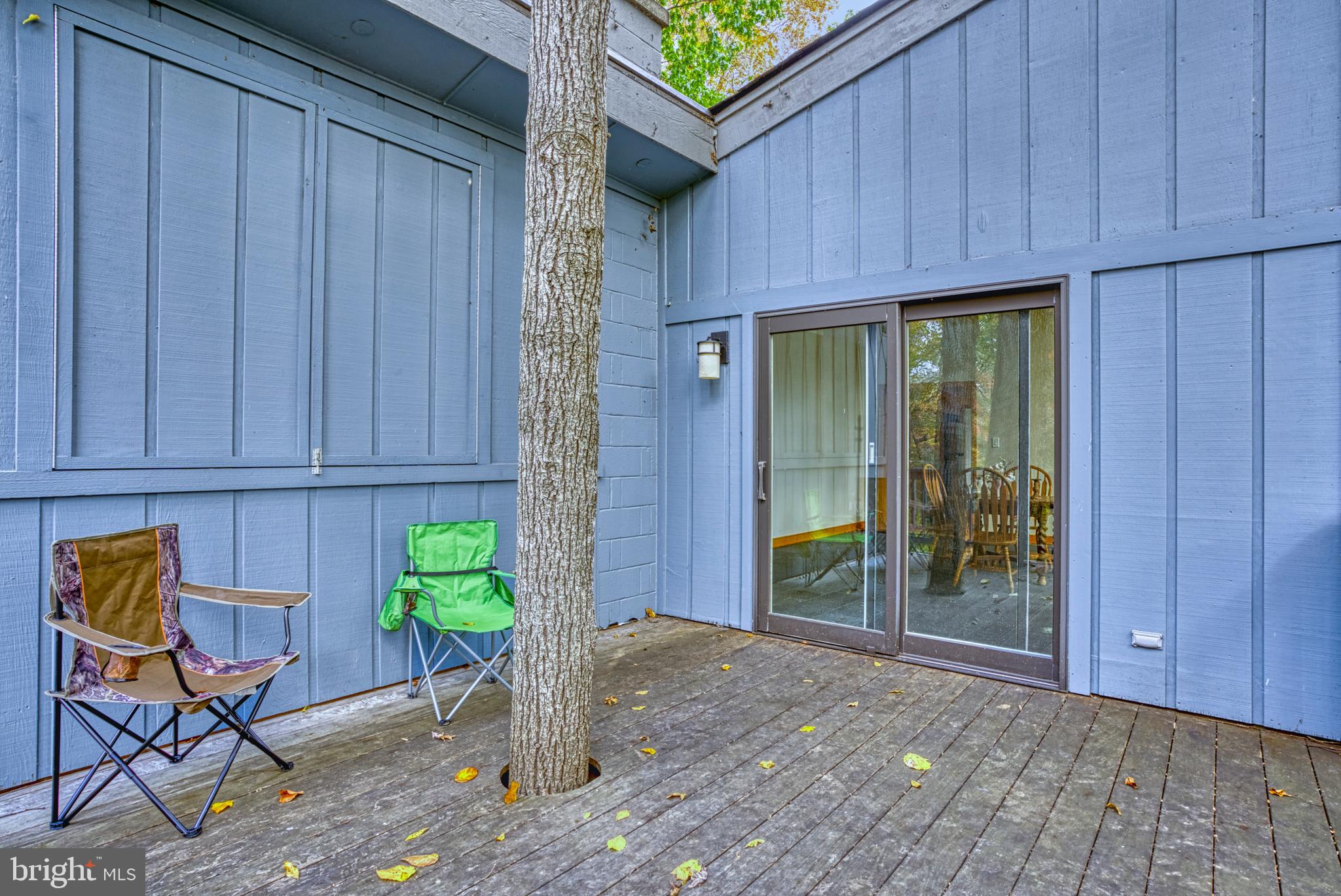 10758 Lake Forest DRIVE