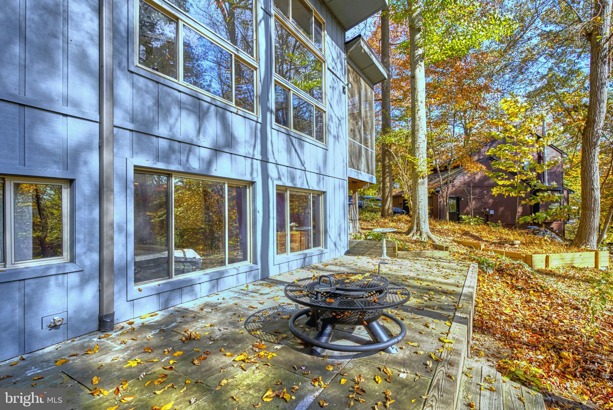 10758 Lake Forest DRIVE