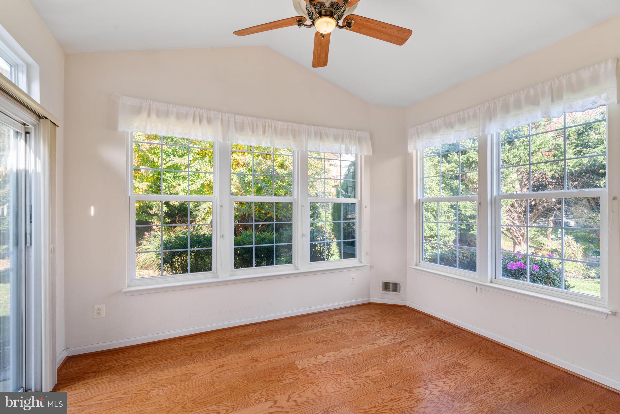17280 Four Seasons DRIVE