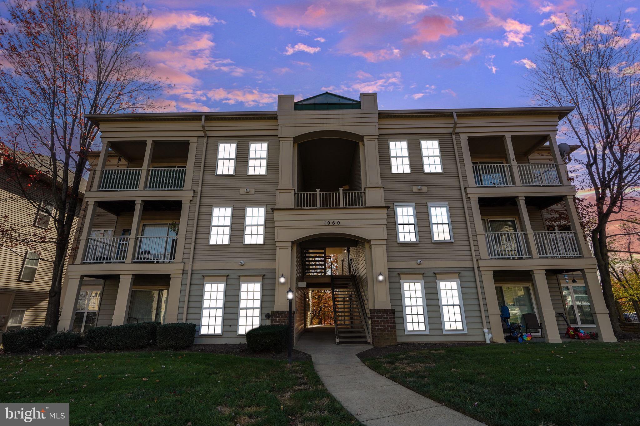 1060 Gardenview LOOP Unit: 403
