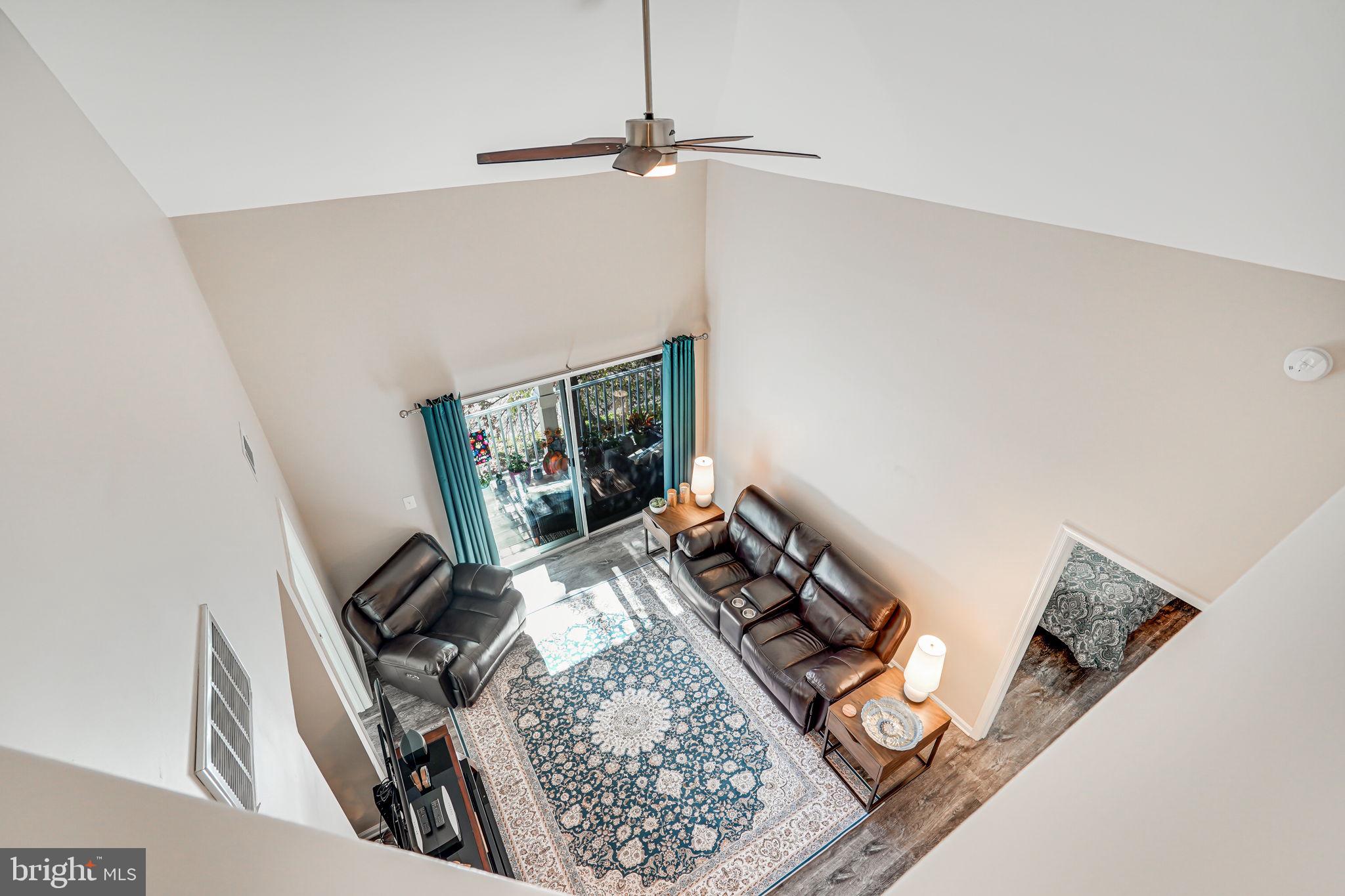 1060 Gardenview LOOP Unit: 403