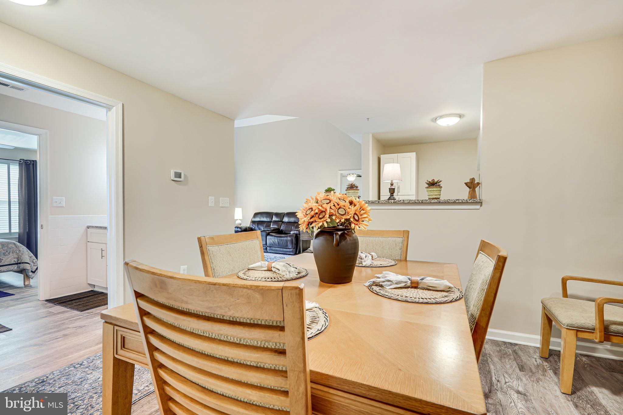 1060 Gardenview LOOP Unit: 403