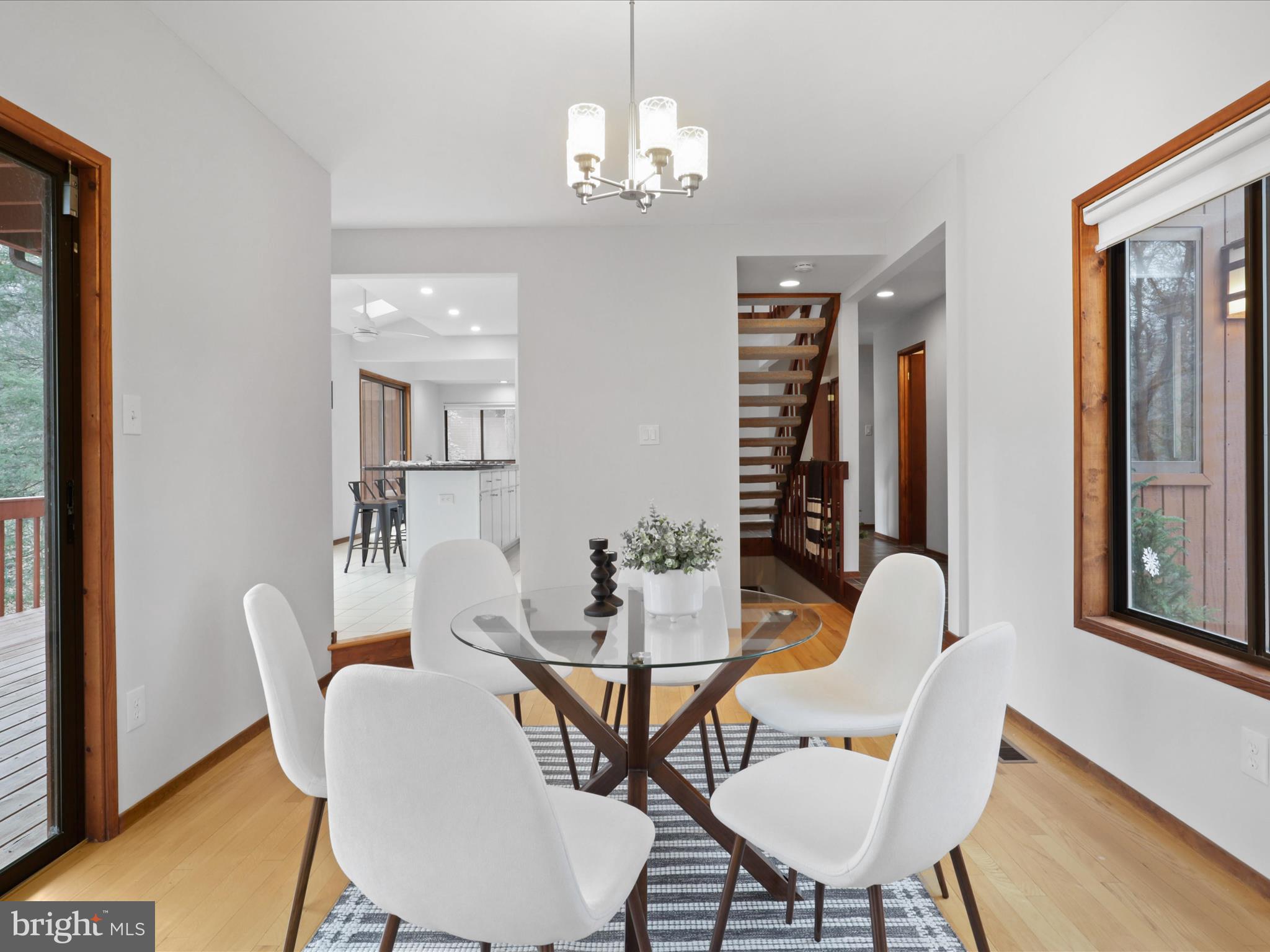 6111 Turkey Run COURT