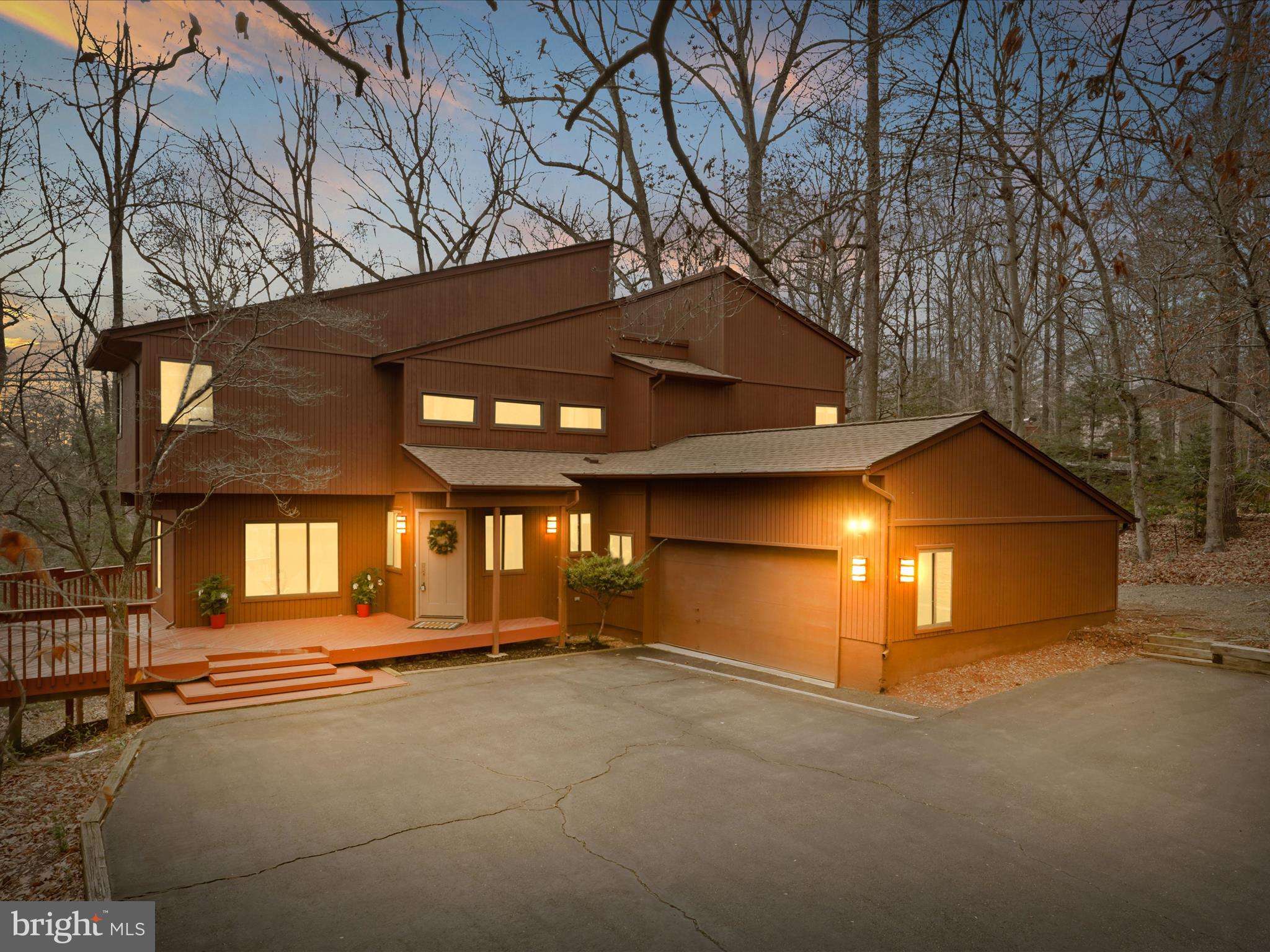 6111 Turkey Run COURT