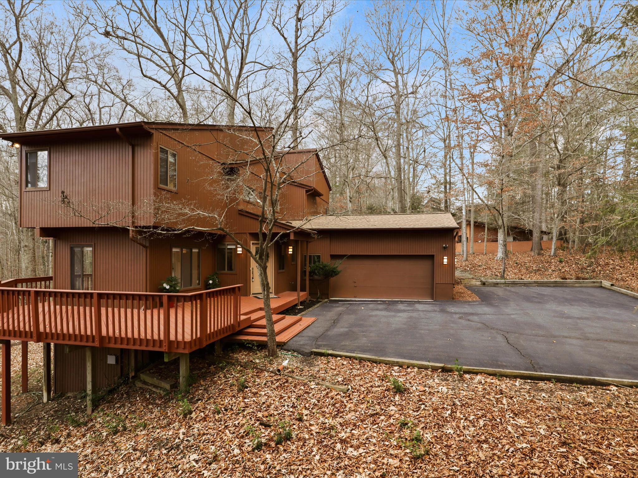 6111 Turkey Run COURT