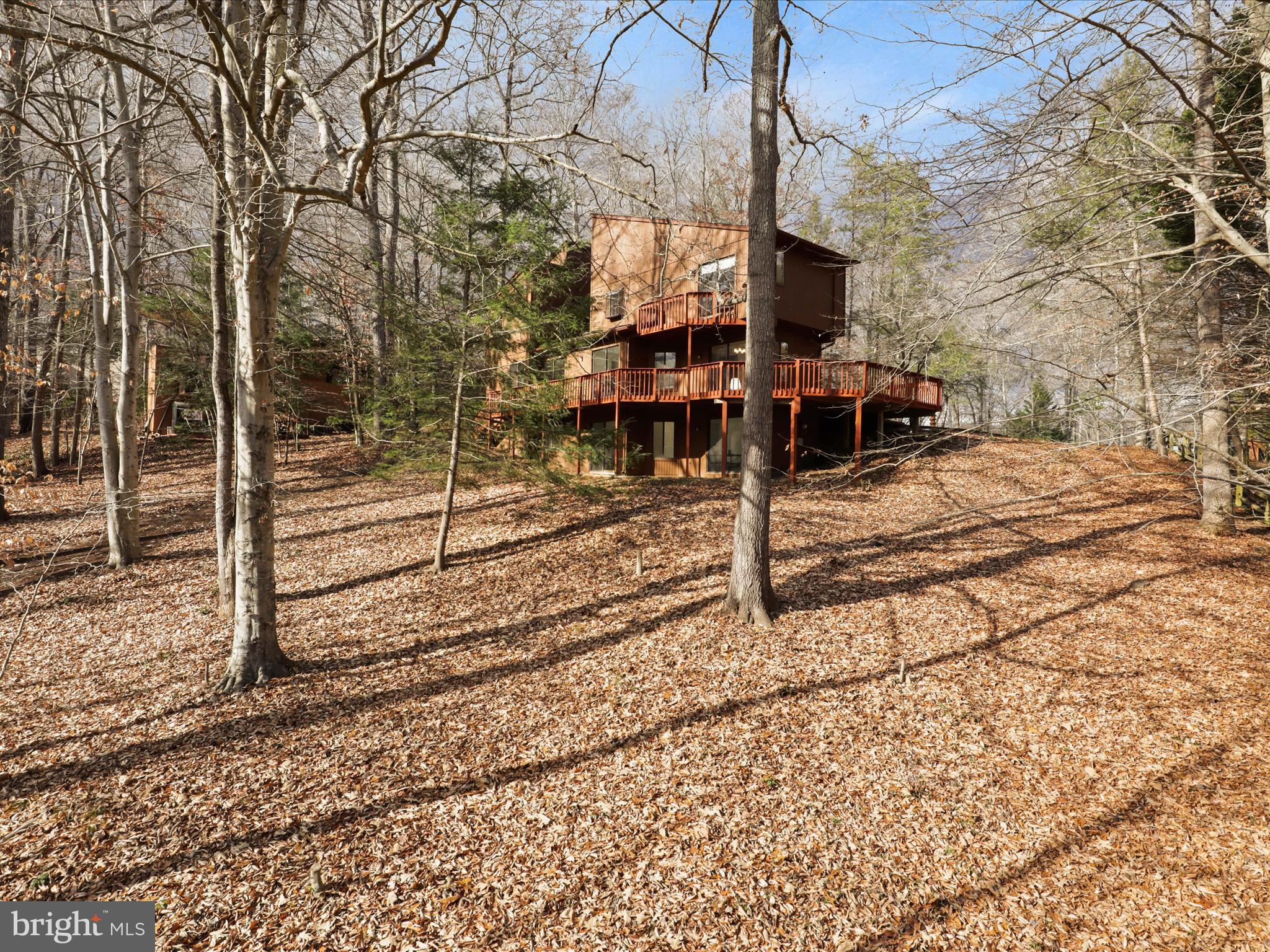 6111 Turkey Run COURT