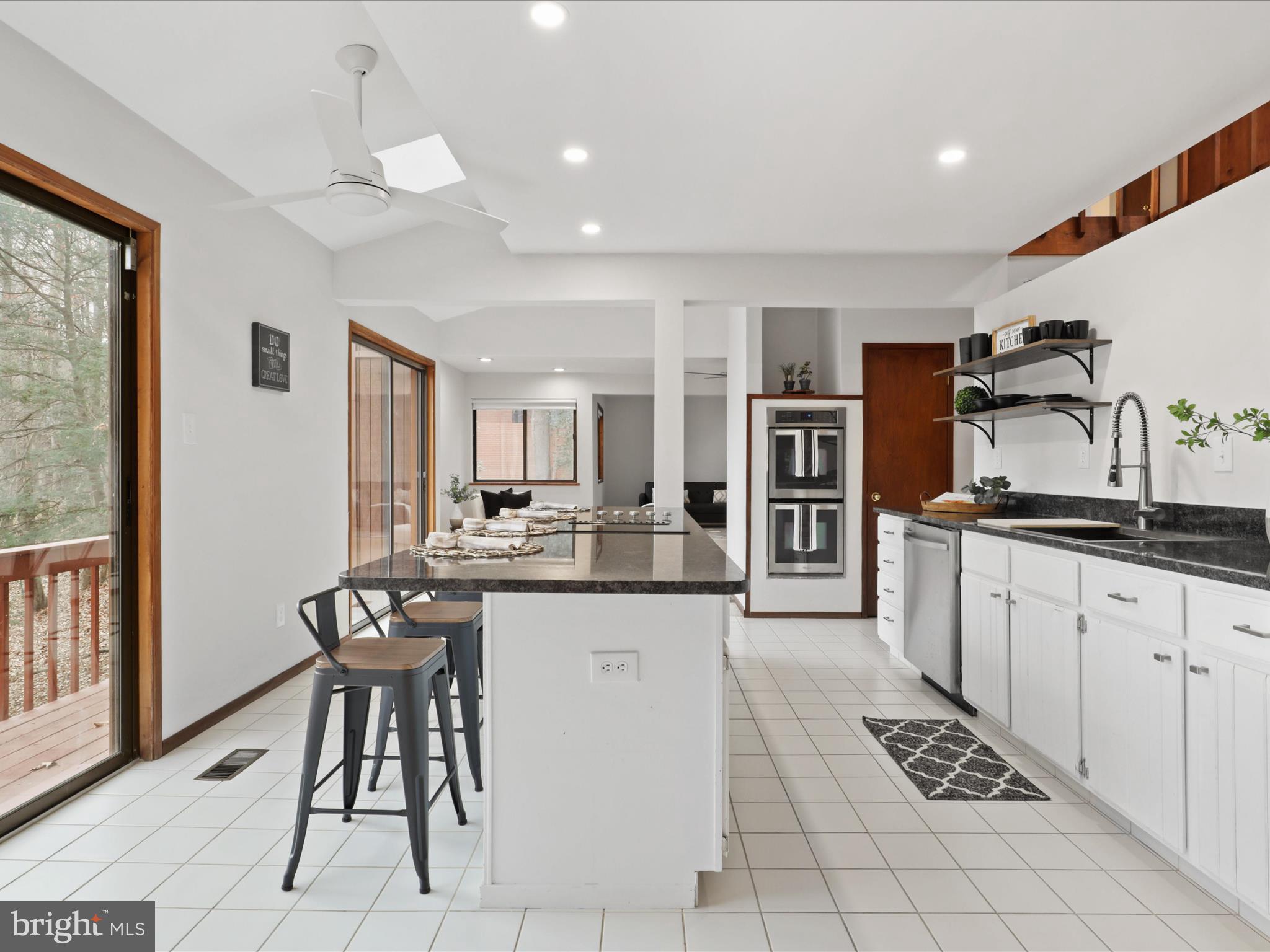 6111 Turkey Run COURT