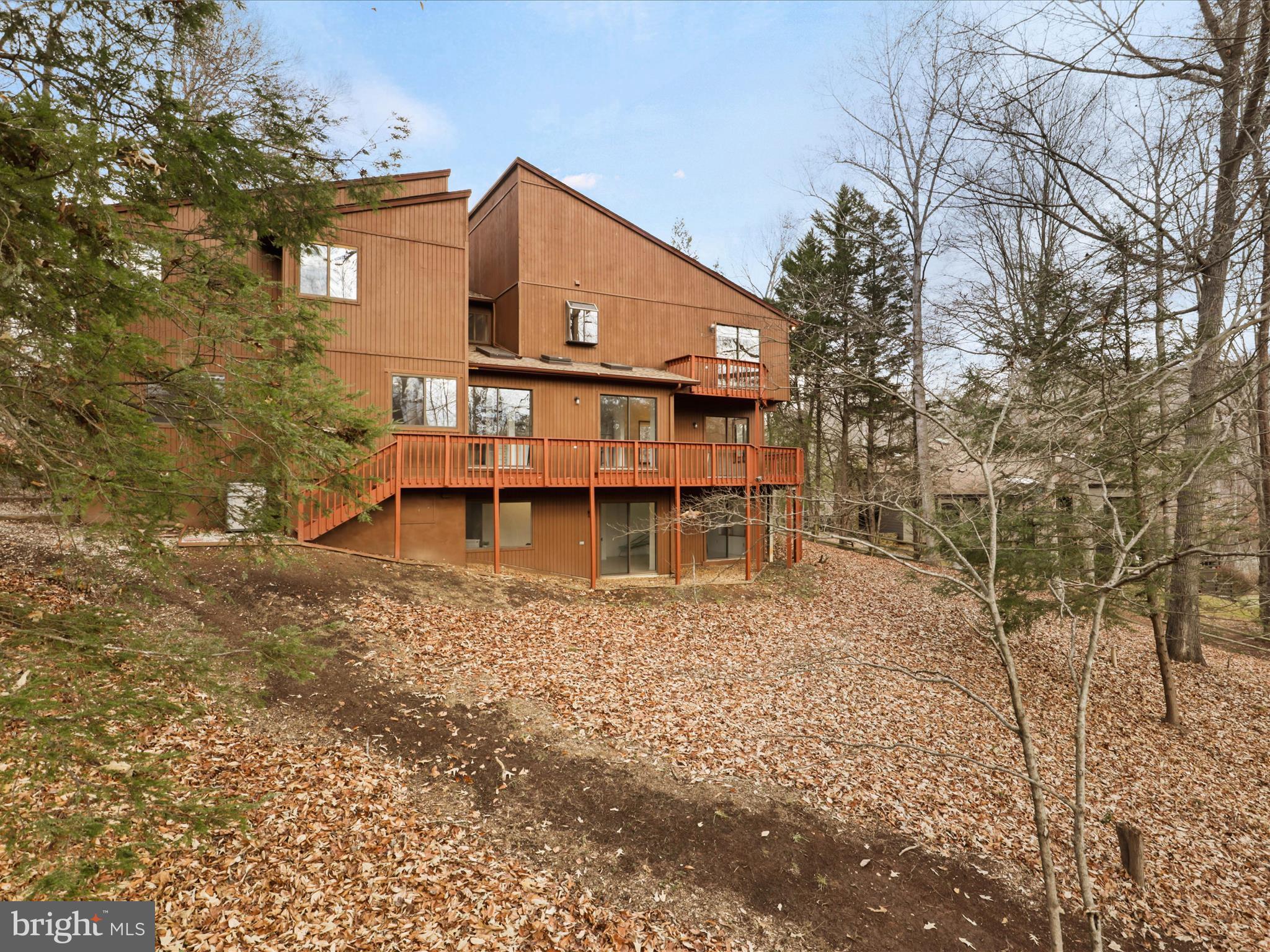 6111 Turkey Run COURT
