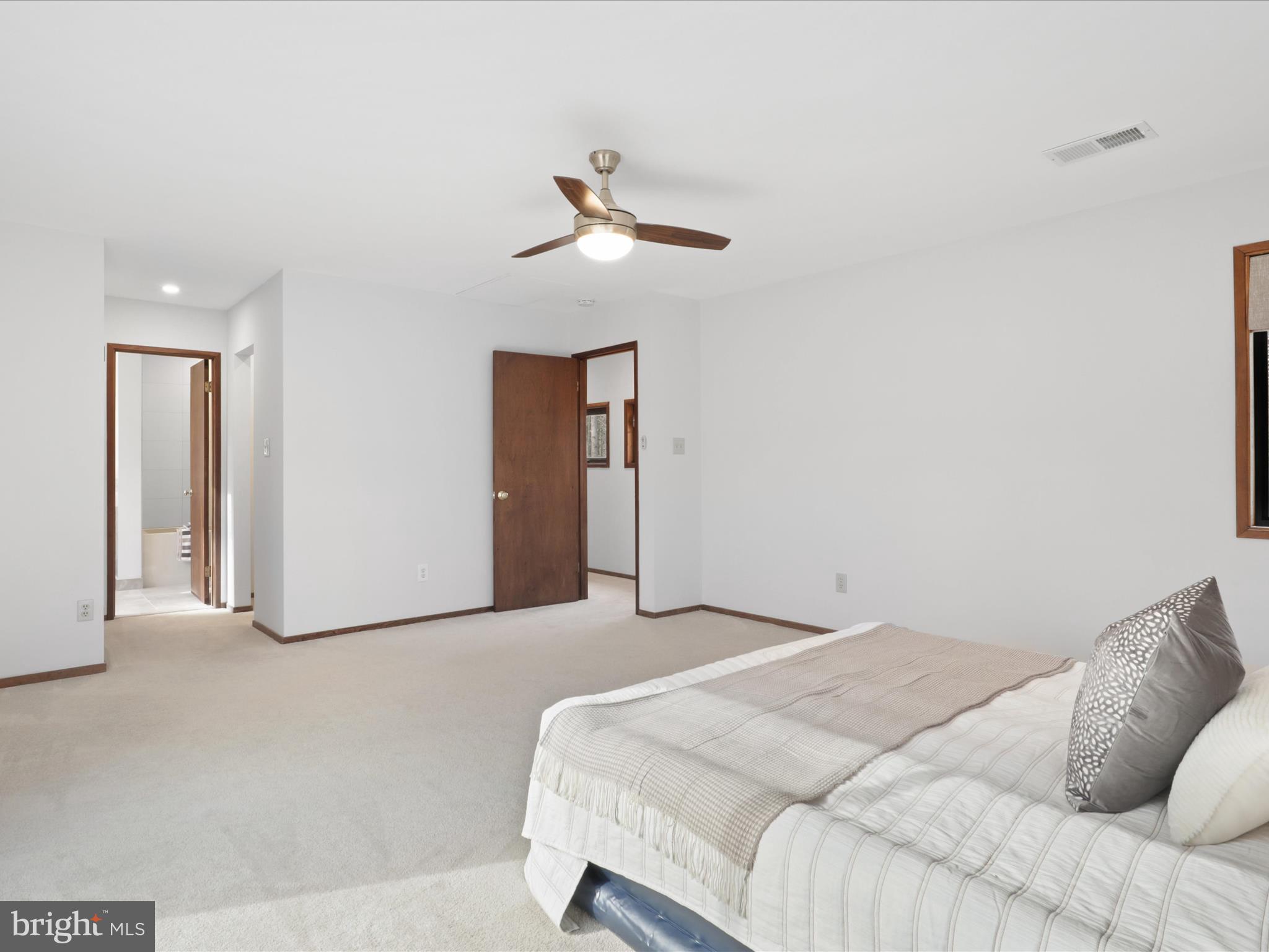 6111 Turkey Run COURT