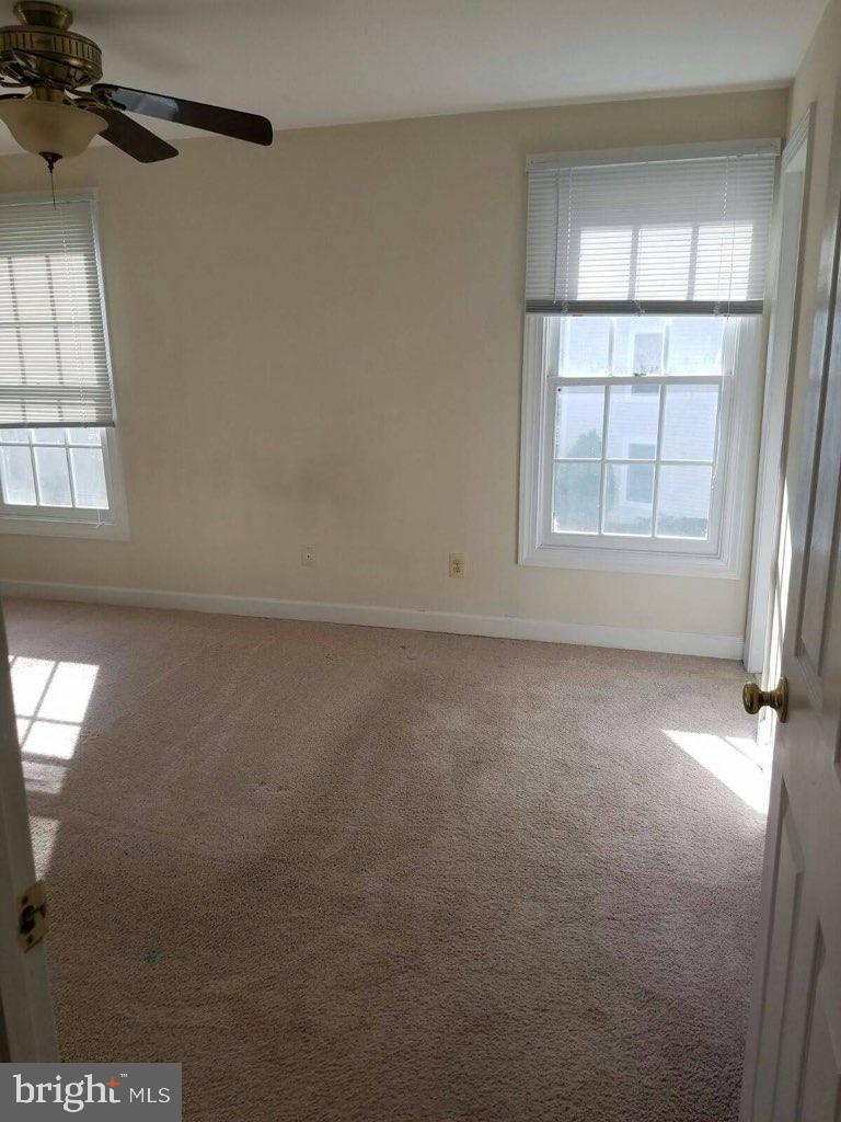 8111 Lacy DRIVE Unit: 203