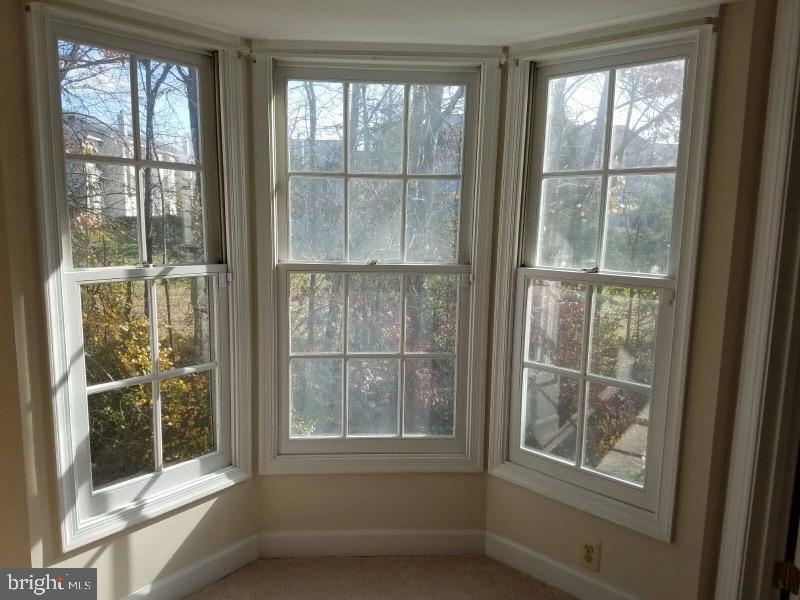 8111 Lacy DRIVE Unit: 203
