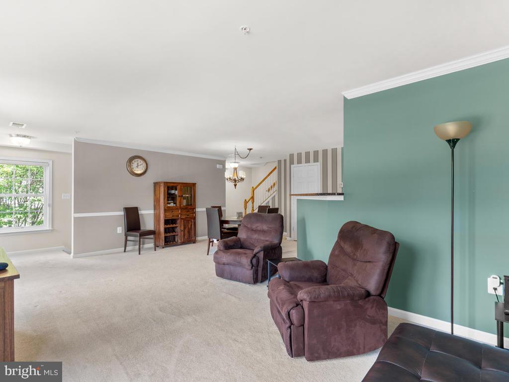 2825 Chinkapin Oak LANE Unit: 225