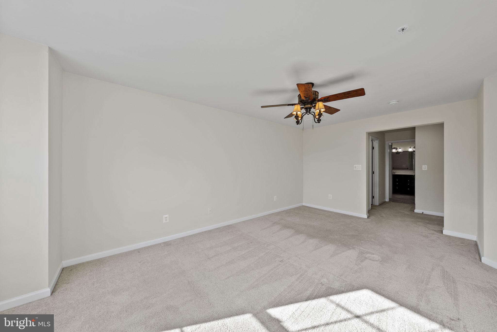 4873 Dane Ridge CIRCLE