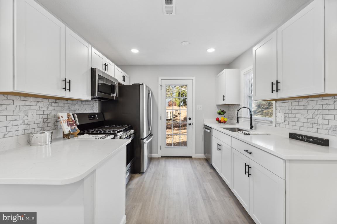 3302 Bellflower COURT