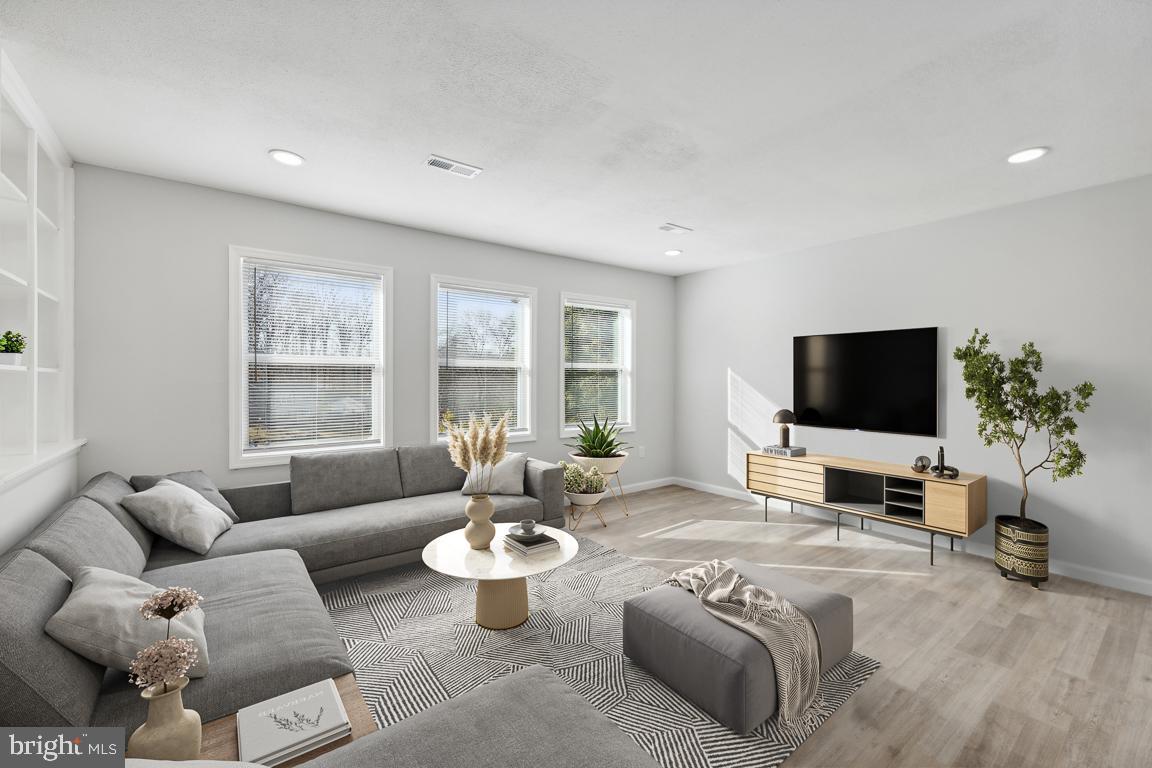 3302 Bellflower COURT