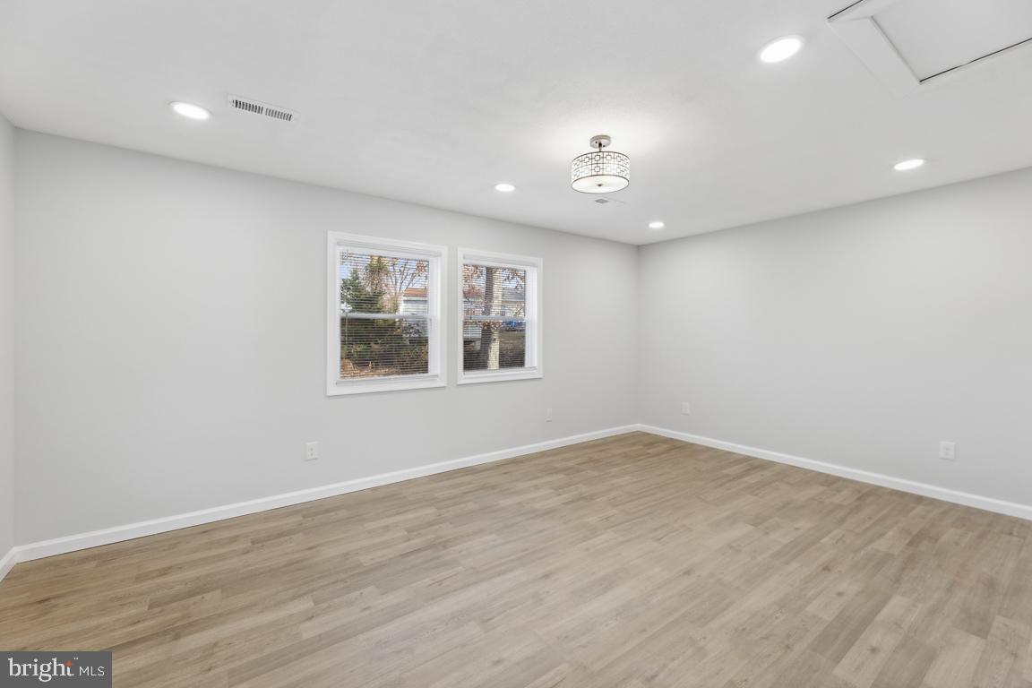 3302 Bellflower COURT