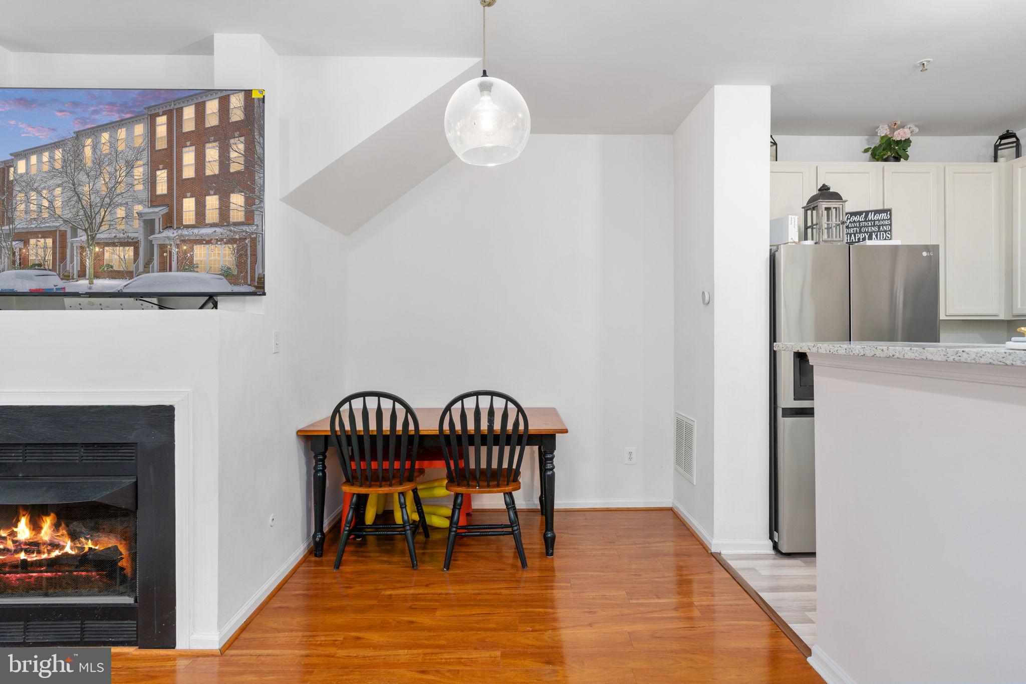 5095 Anchorstone DRIVE Unit: 5095