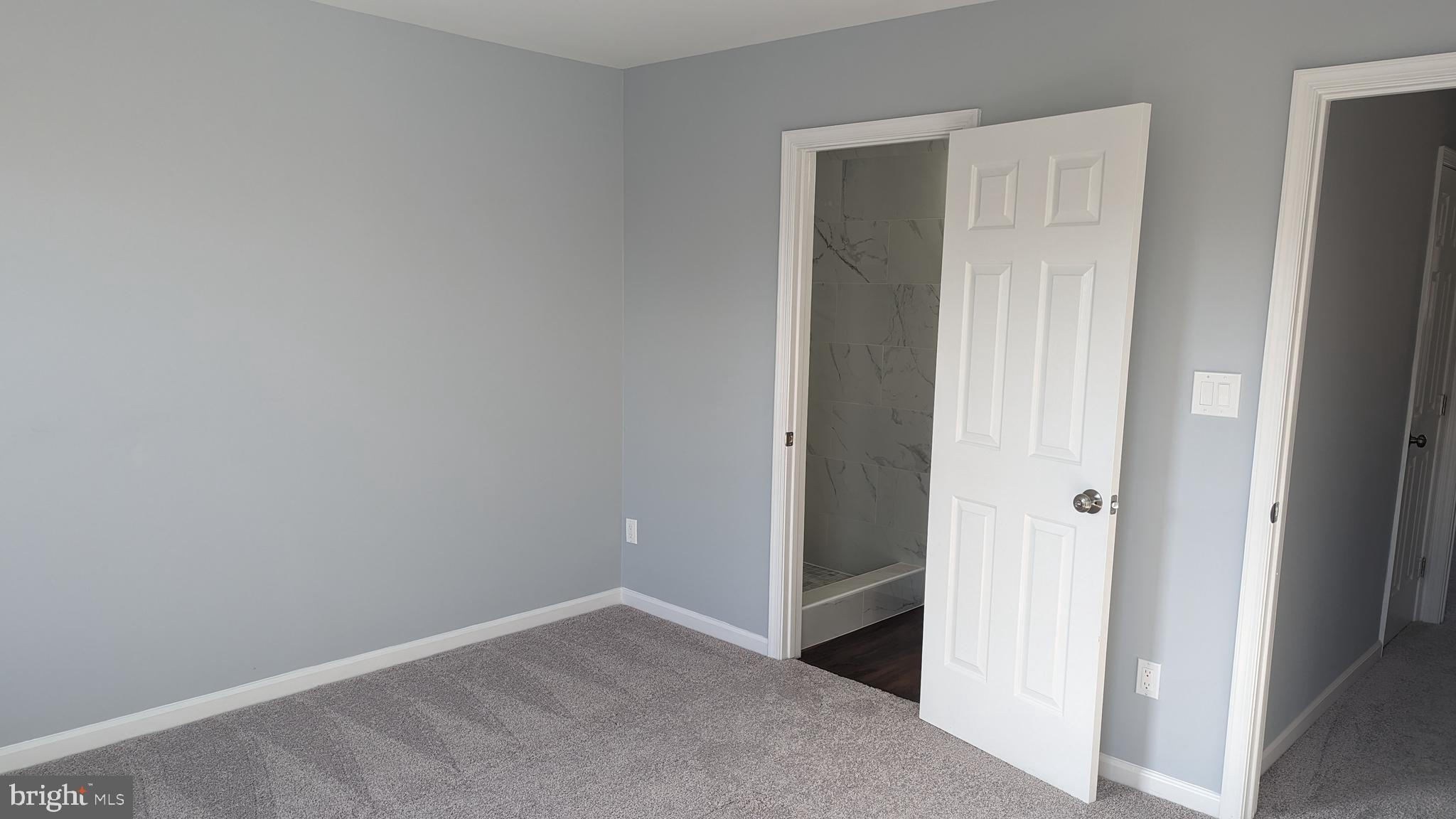 1744 TIGER LILY CIRCLE