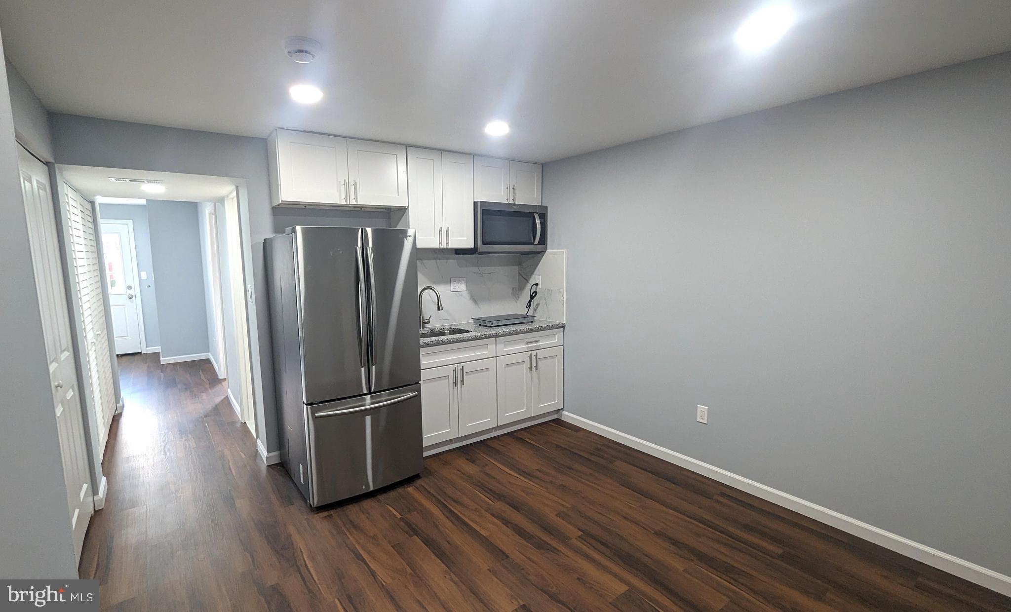 1744 TIGER LILY CIRCLE