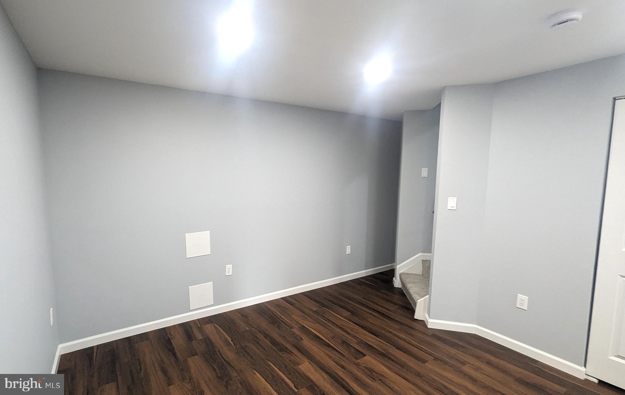 1744 TIGER LILY CIRCLE