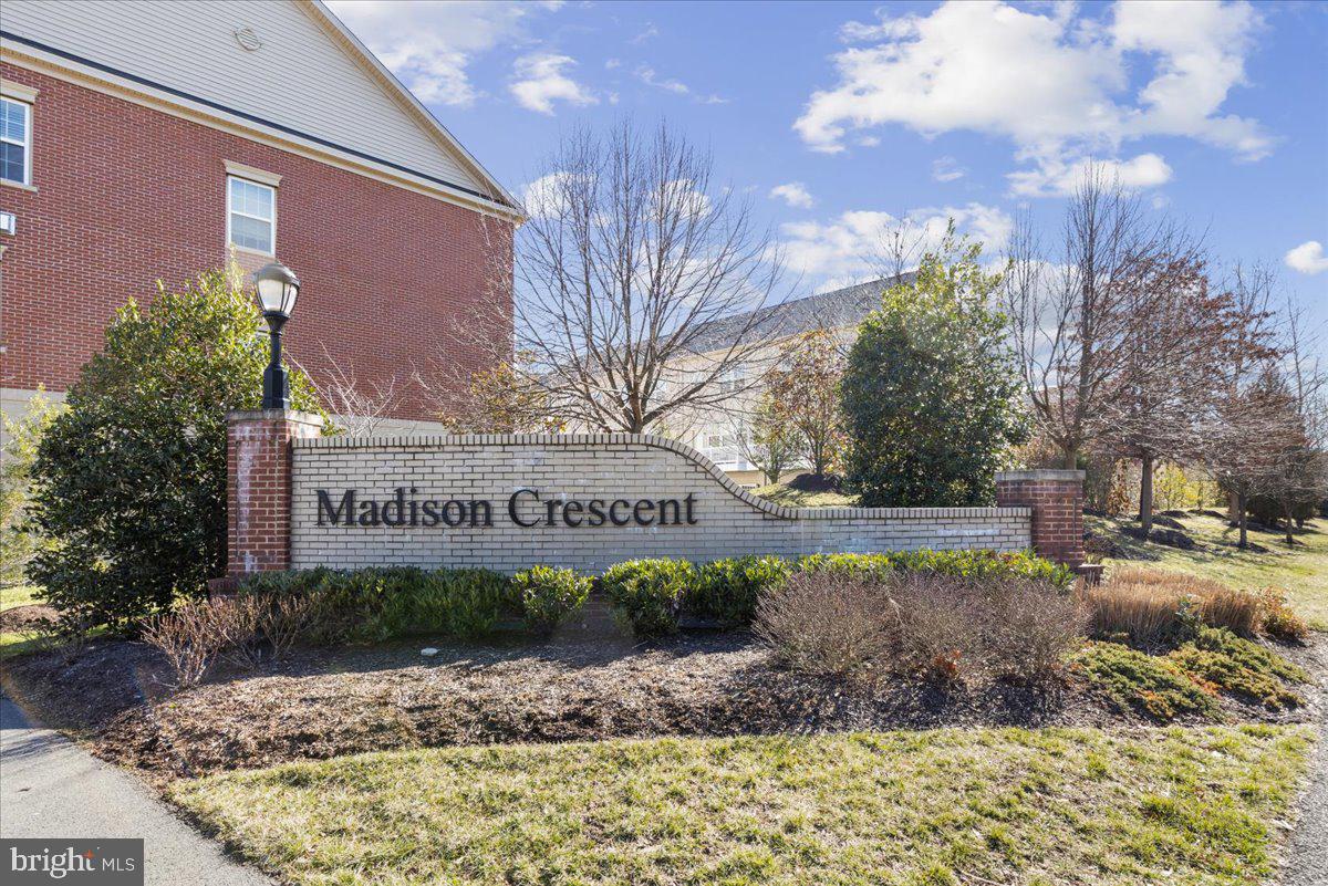 7903 CRESCENT PARK DRIVE 130