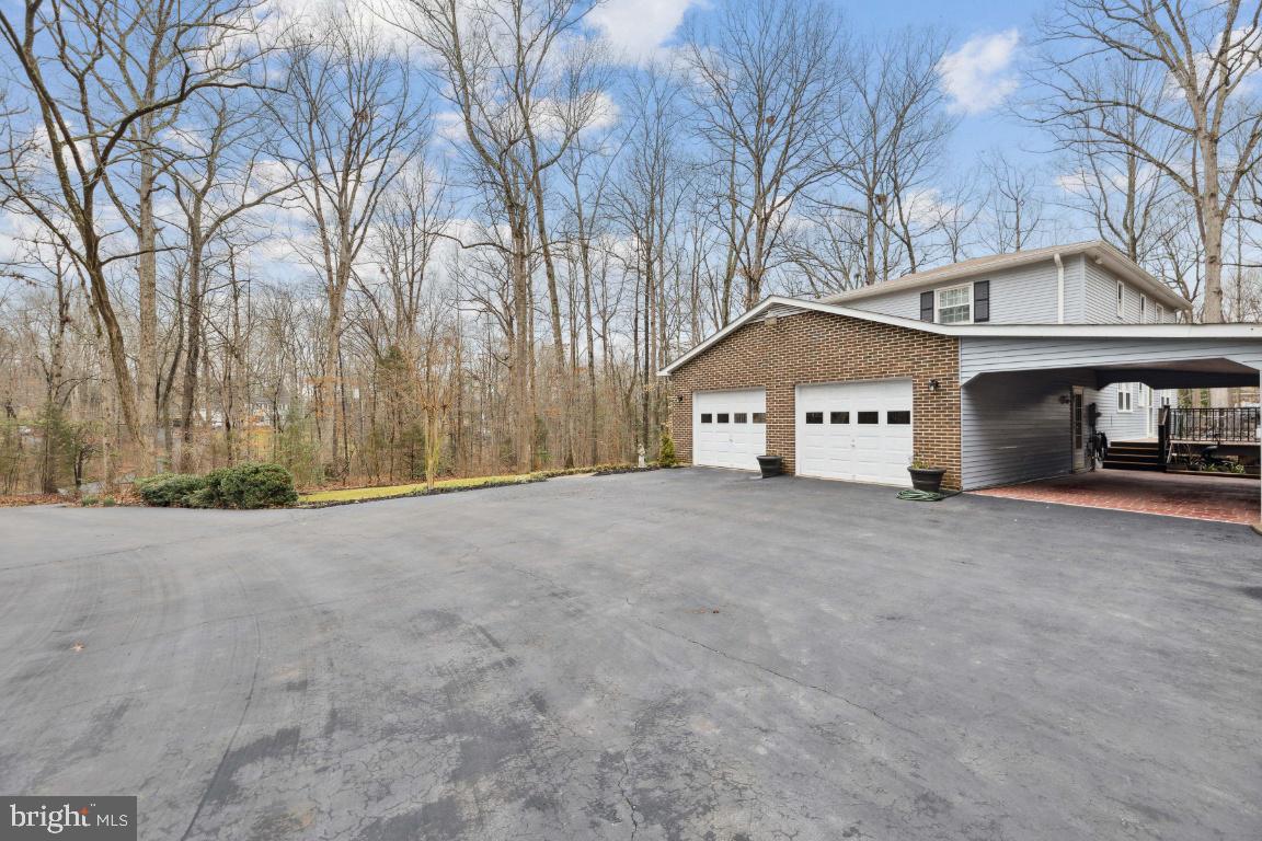 9806 Moor Green Drive