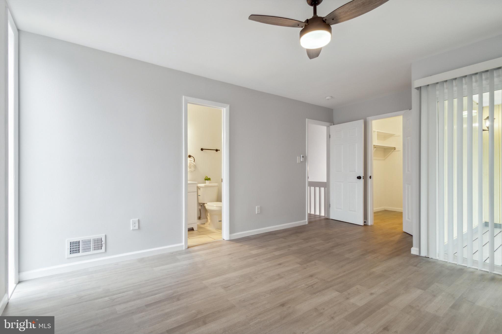 2307 Kingsbury Lane