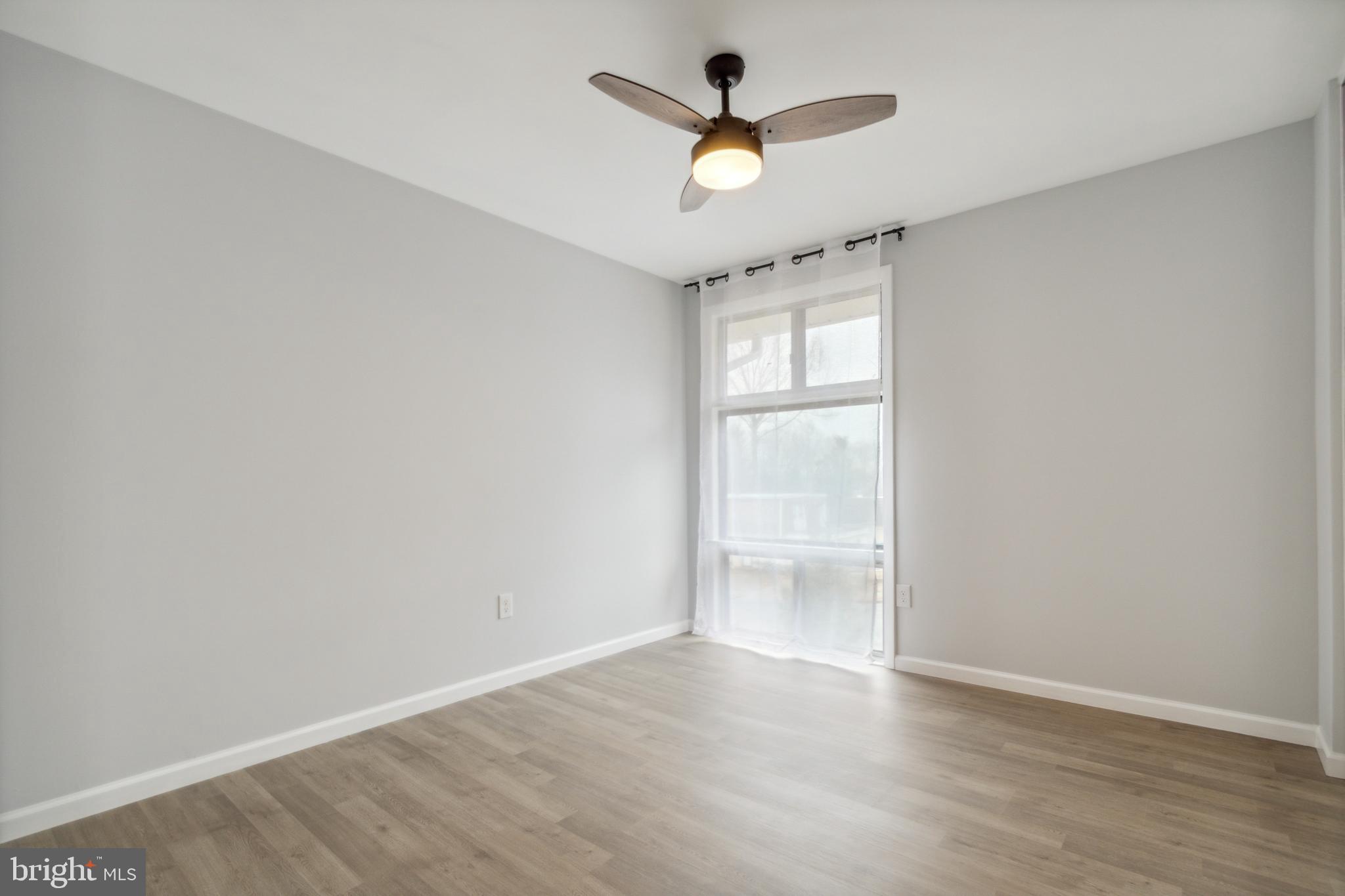 2307 Kingsbury Lane