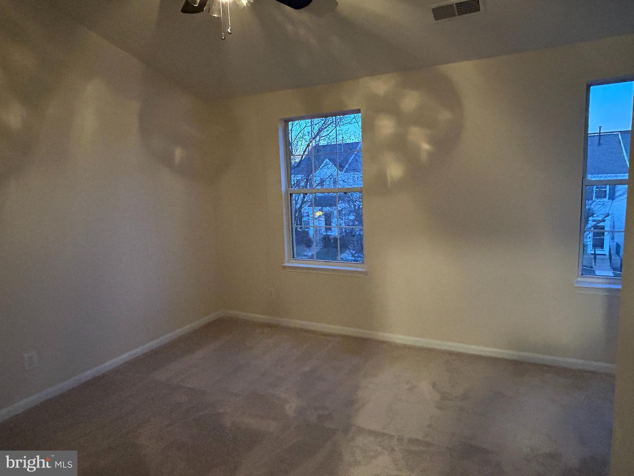 15696 Viewpoint Cir