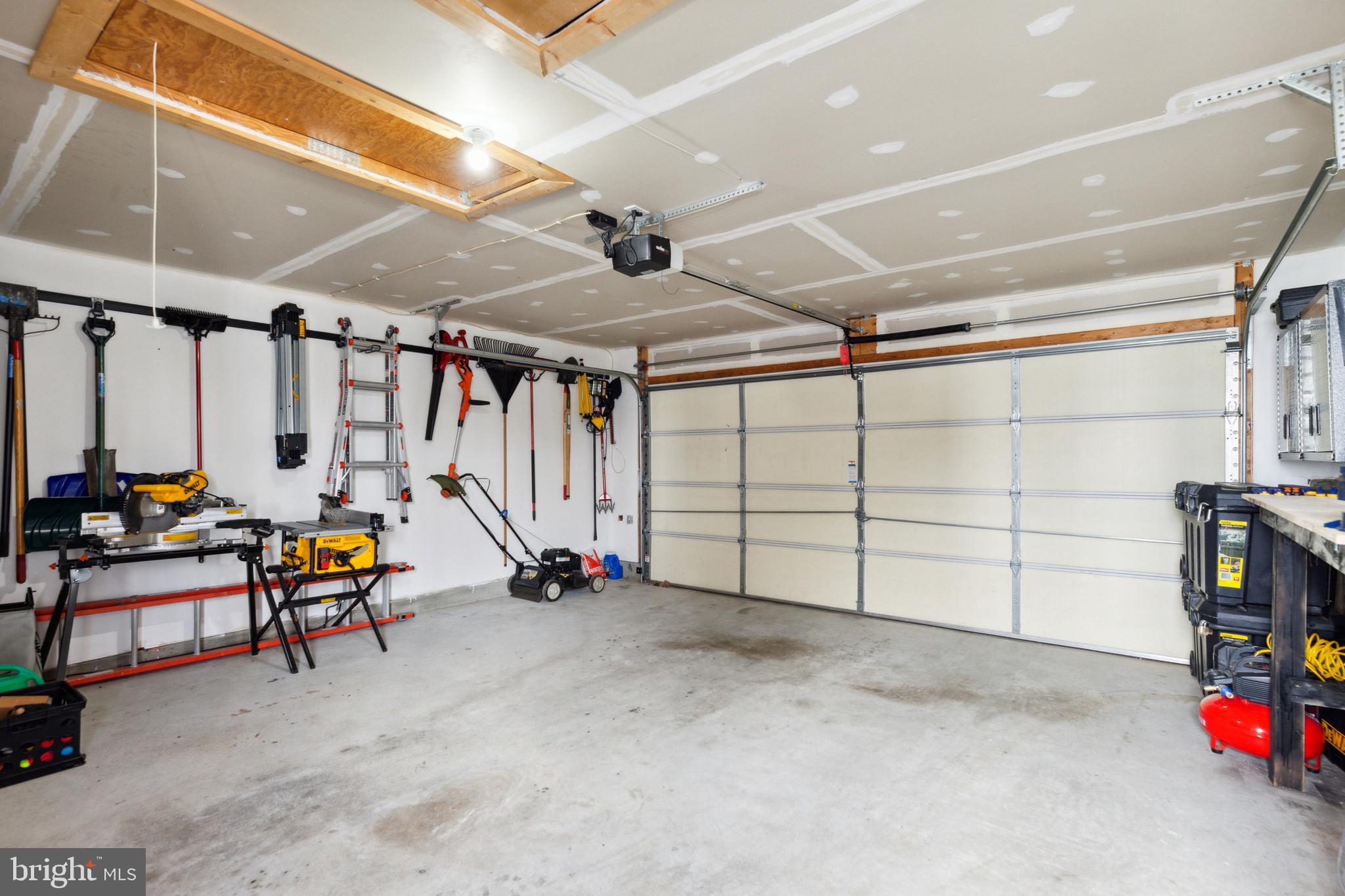 2703 Celestial Dr