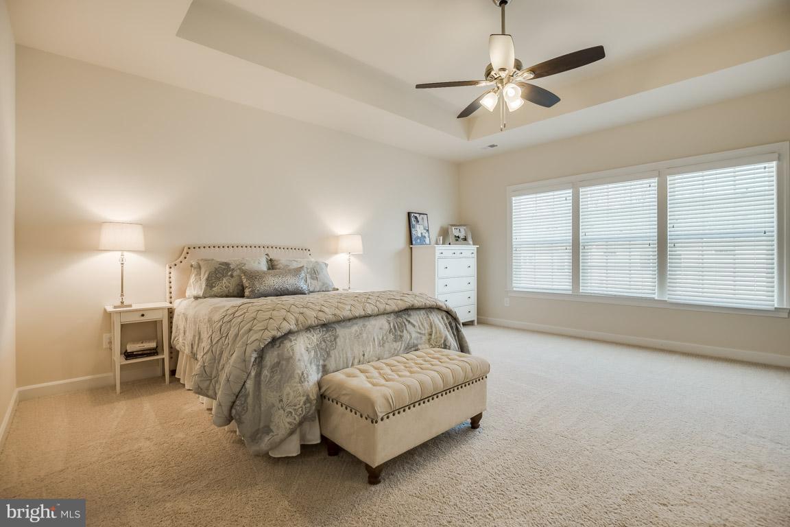 7098 Darbey Knoll Dr