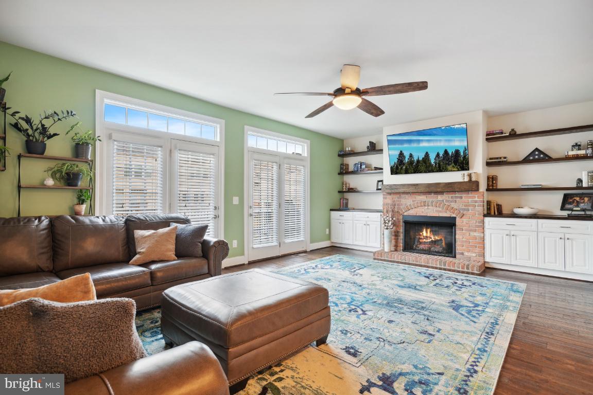 7098 Darbey Knoll Dr