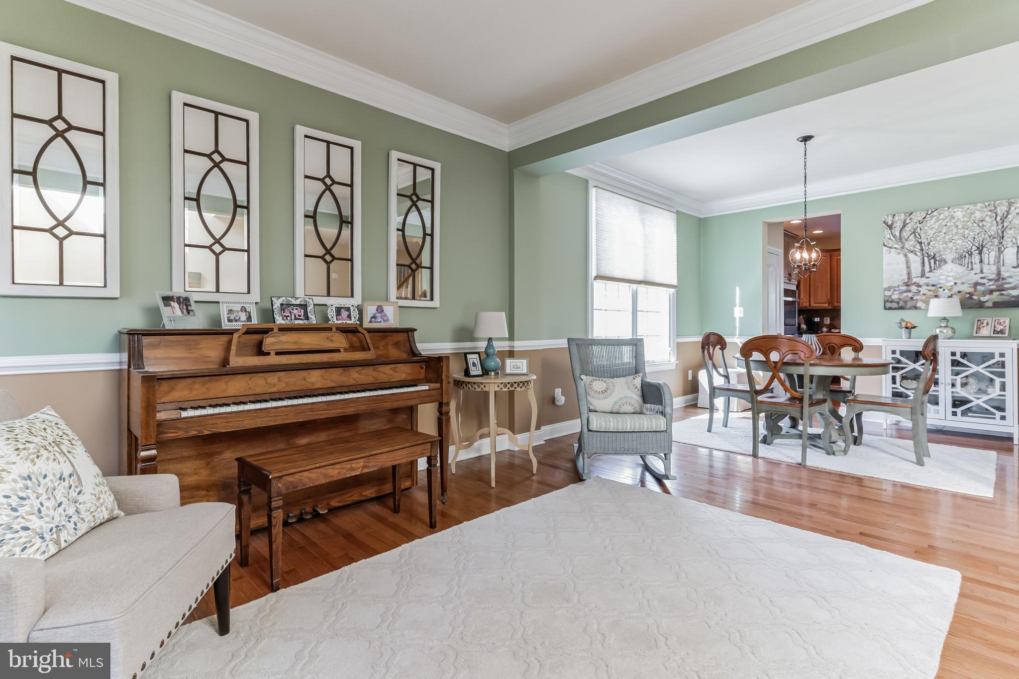 5793 WATERLOO BRIDGE CIRCLE