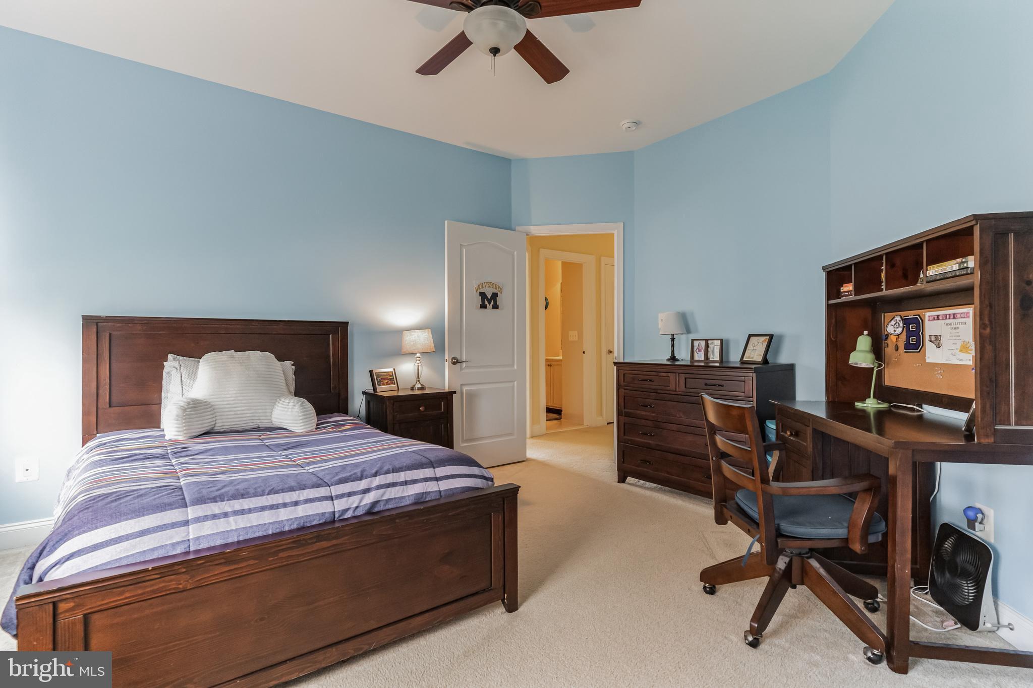 5793 WATERLOO BRIDGE CIRCLE