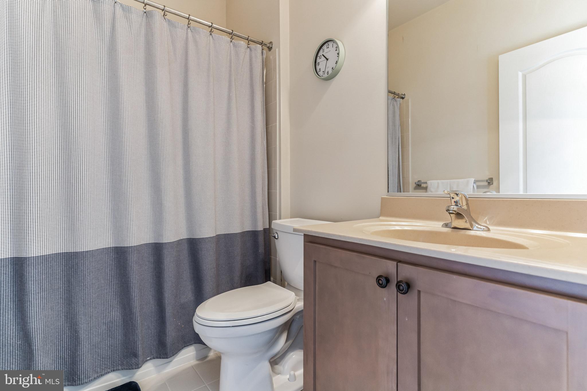 5793 WATERLOO BRIDGE CIRCLE