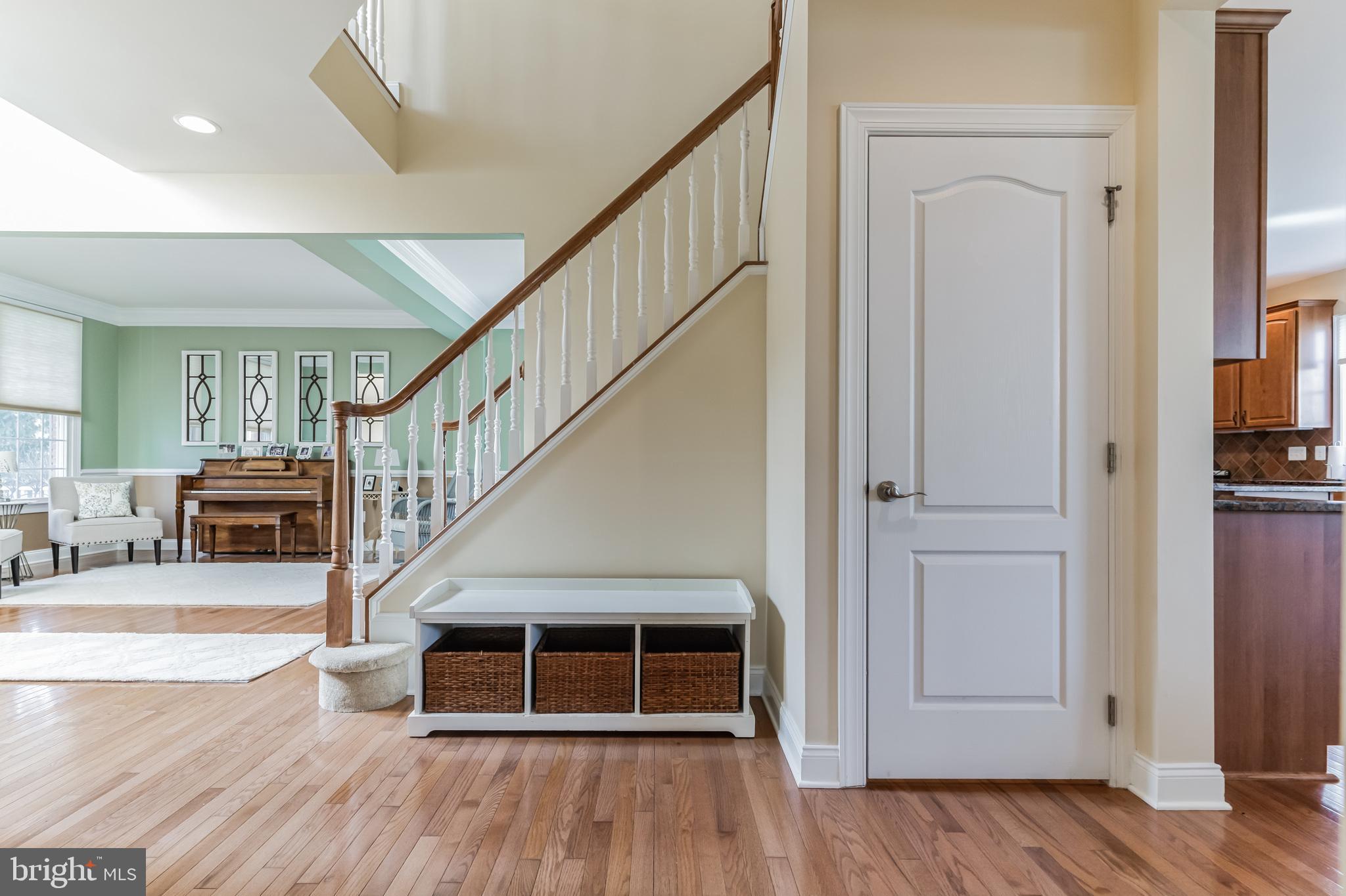 5793 WATERLOO BRIDGE CIRCLE