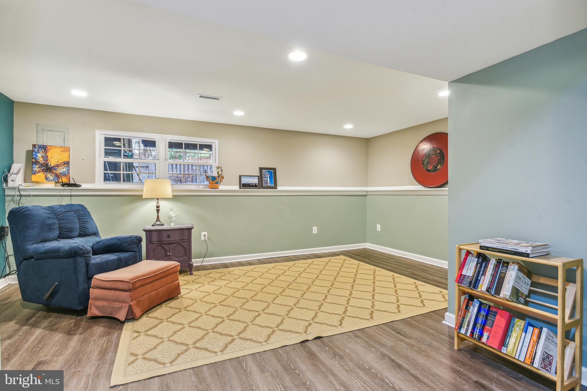 7447 Courtland Cir