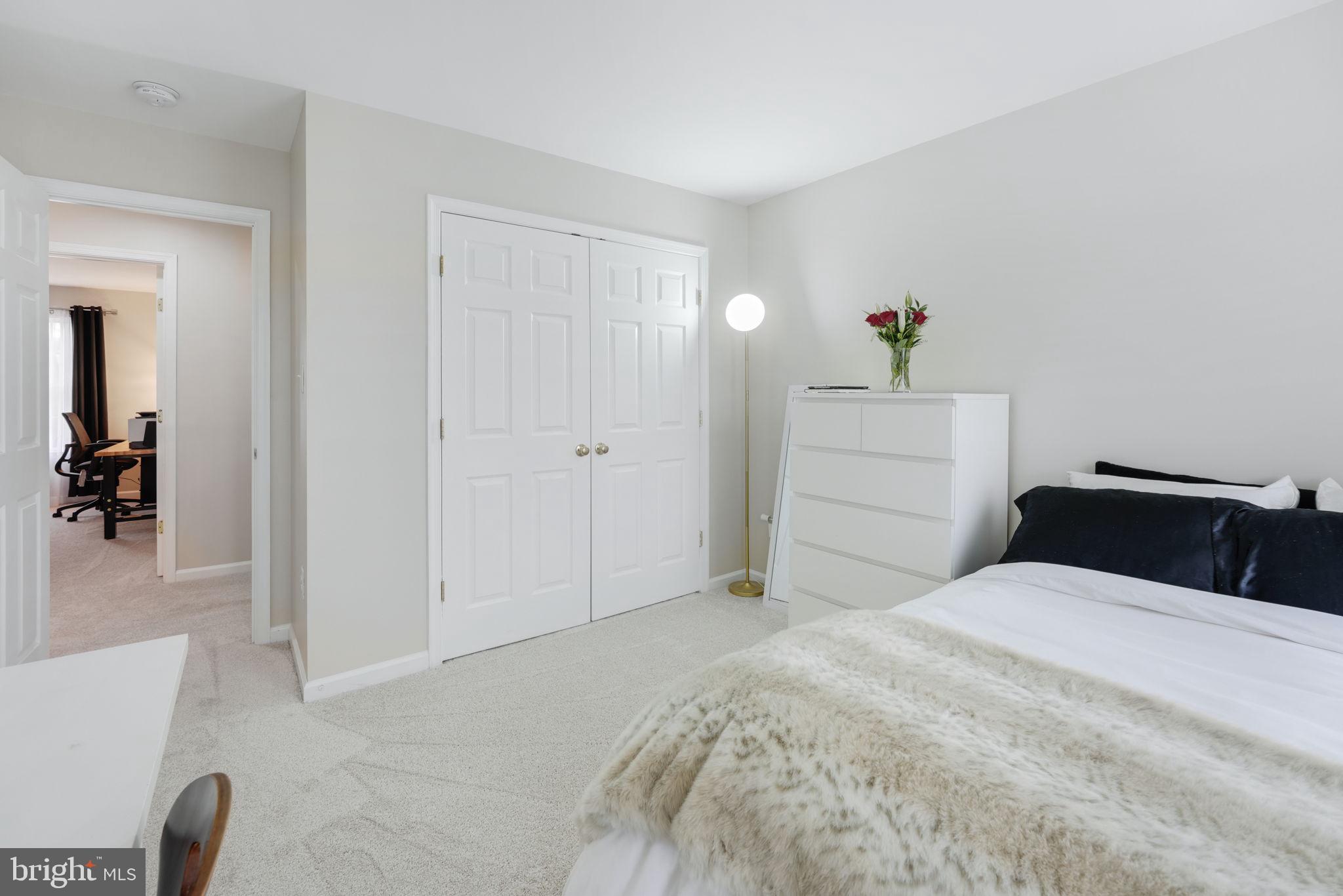 15572 Trisail Ct