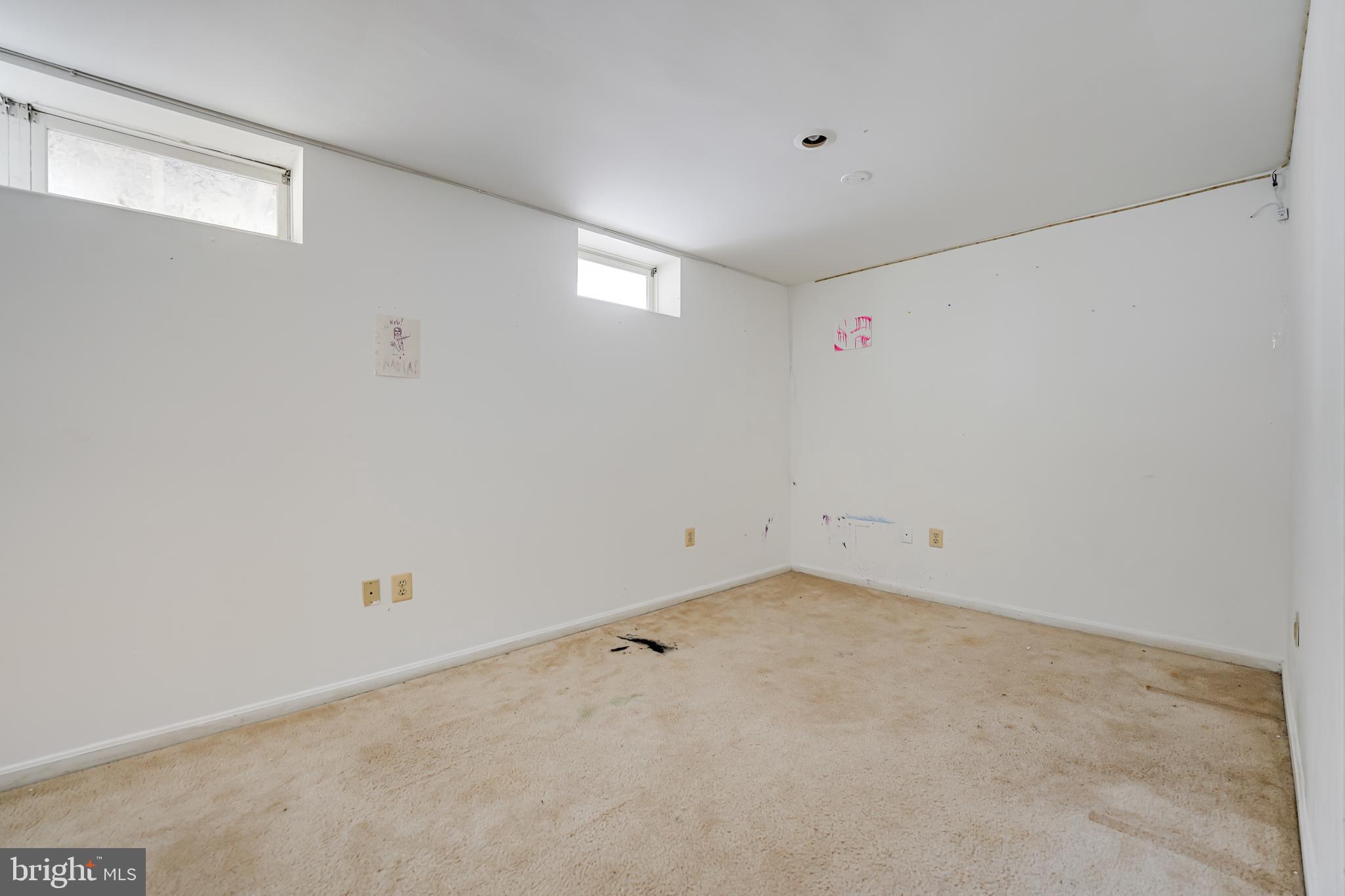 3344 Esquarre Ct