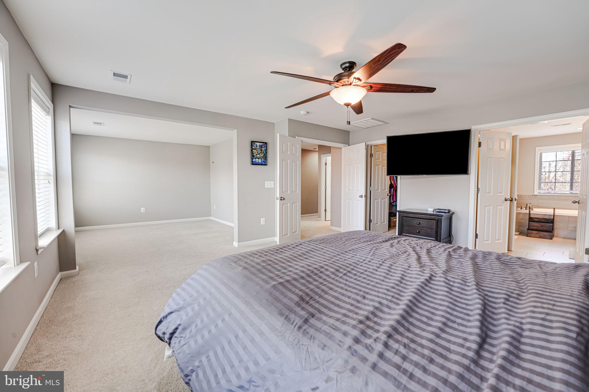 3825 Grafton Ct