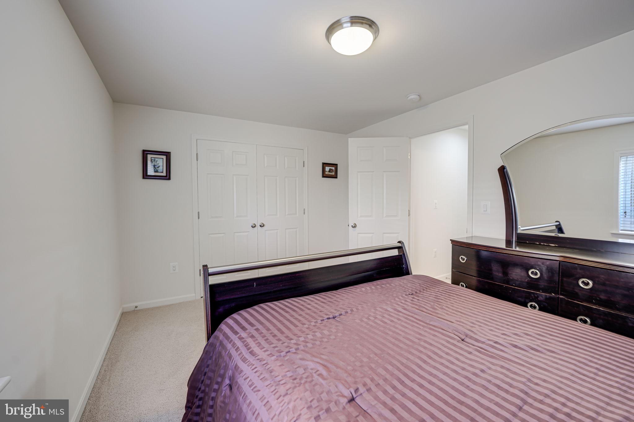 3825 Grafton Ct