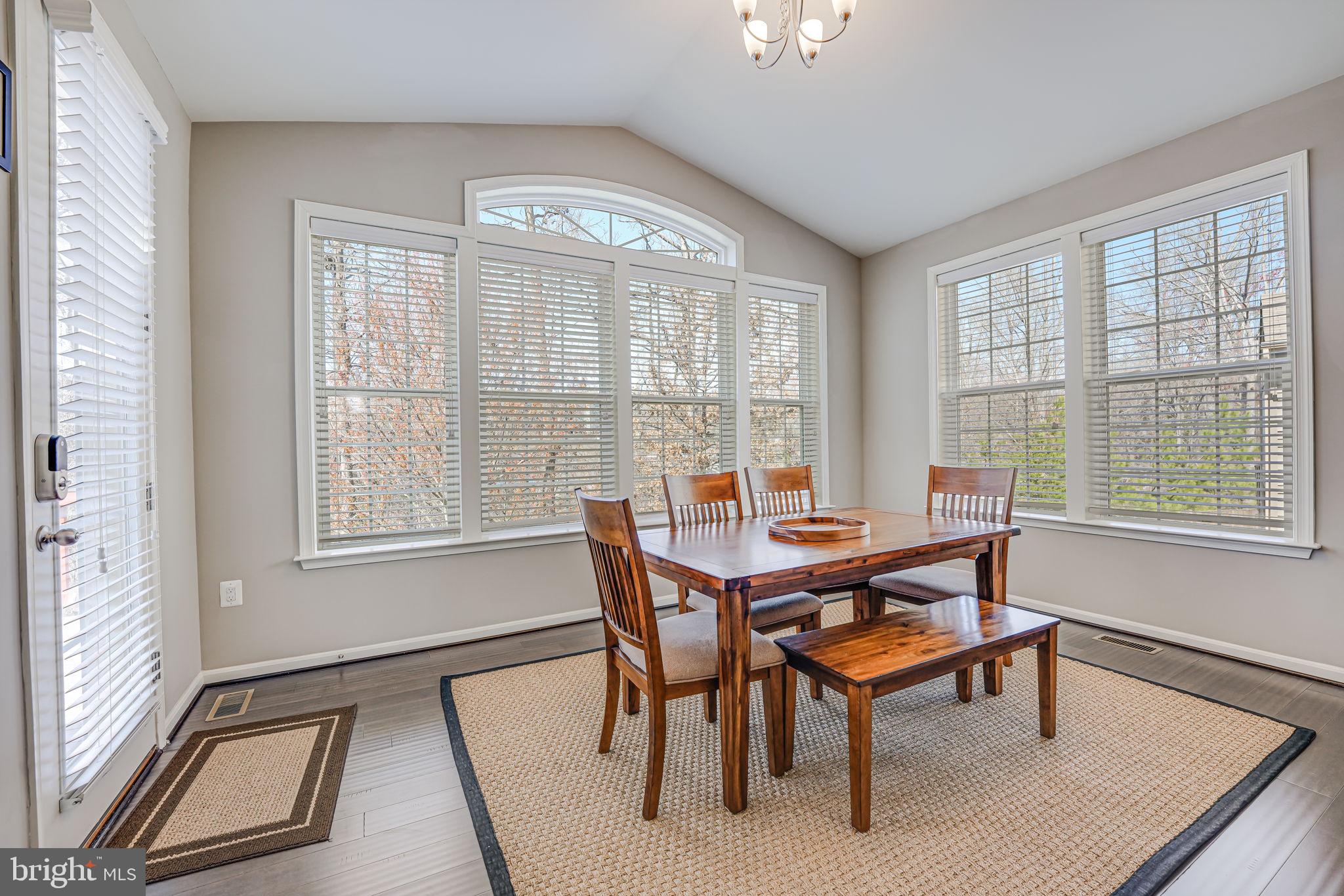 3825 Grafton Ct
