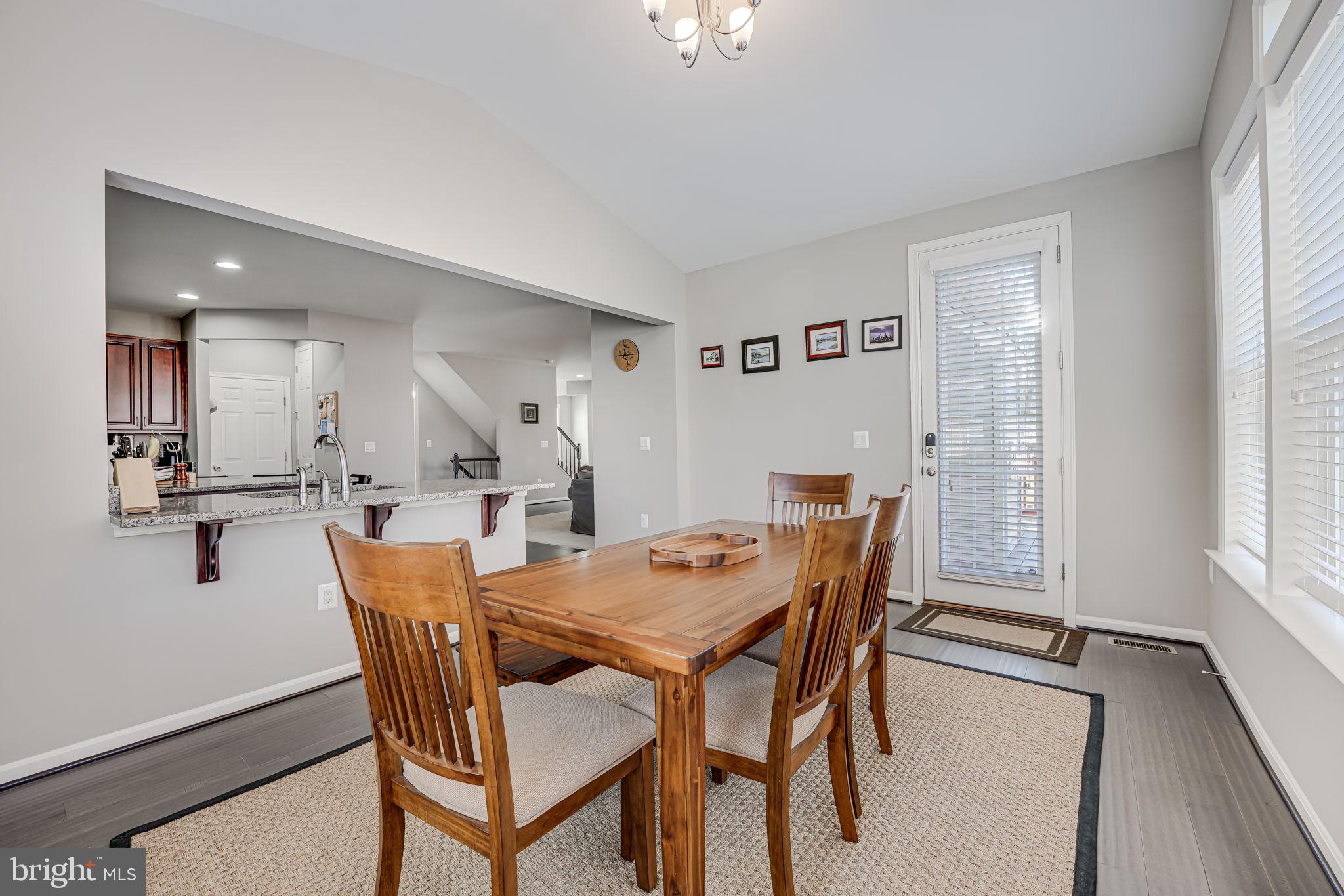 3825 Grafton Ct