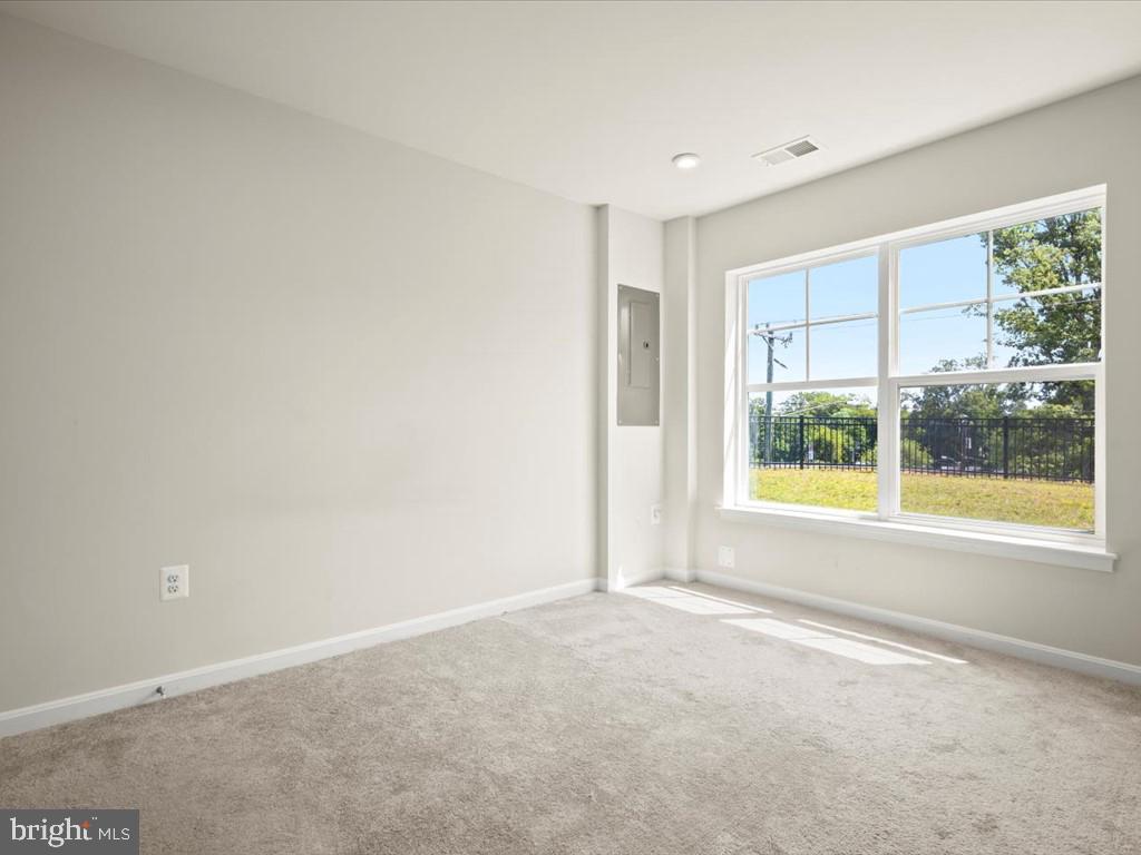 18221 Summit Pointe Dr