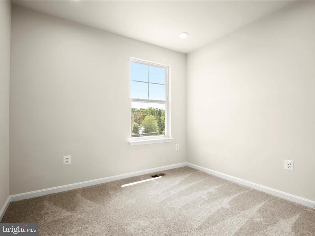 18221 Summit Pointe Dr