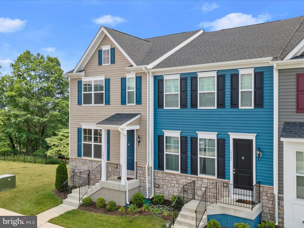 18221 Summit Pointe Dr