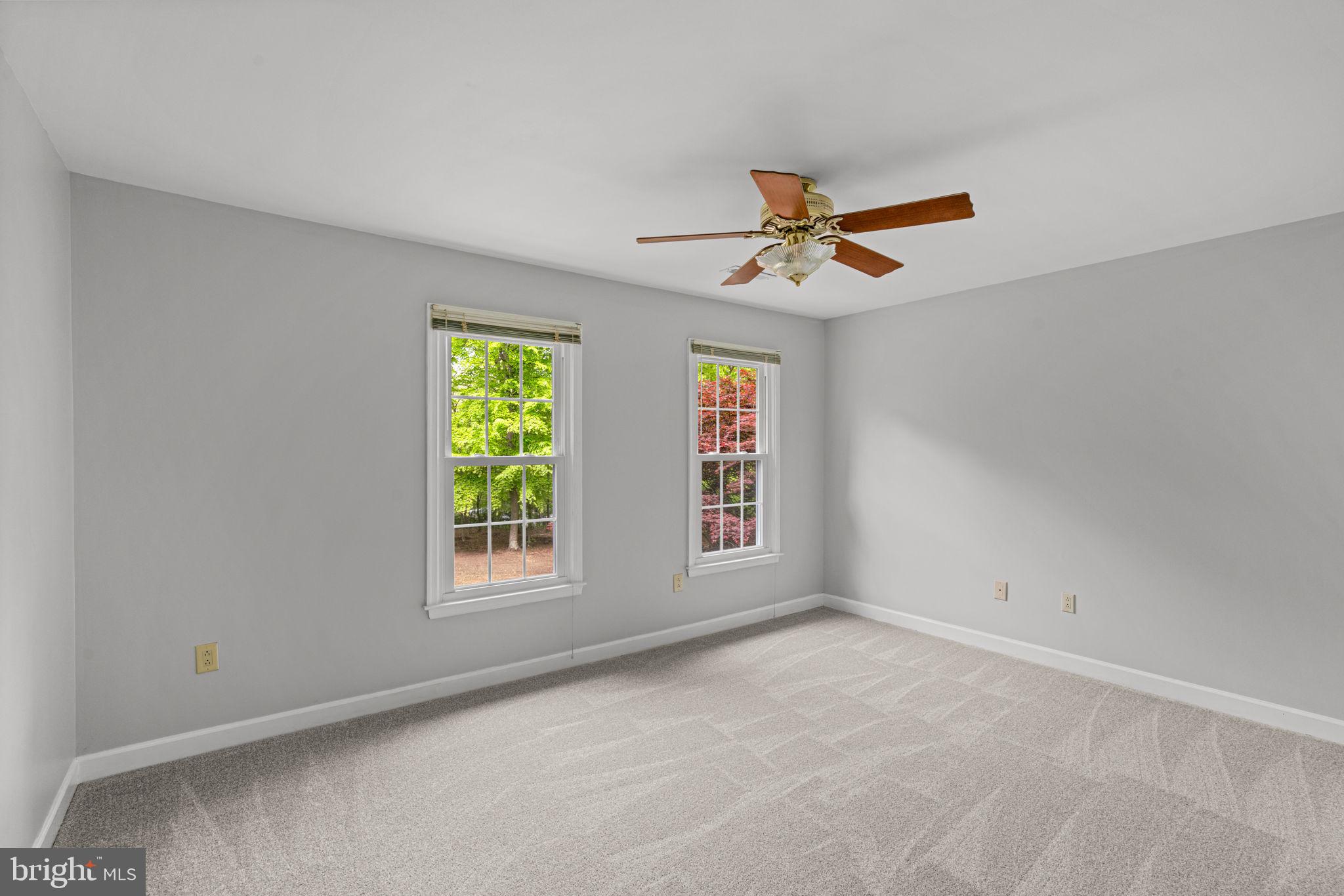 14661 Kogan Dr