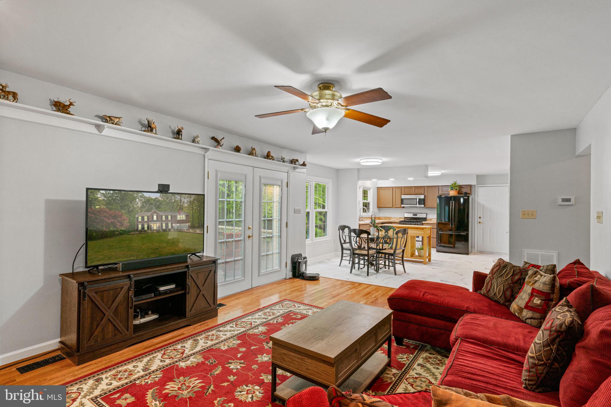 14661 Kogan Dr