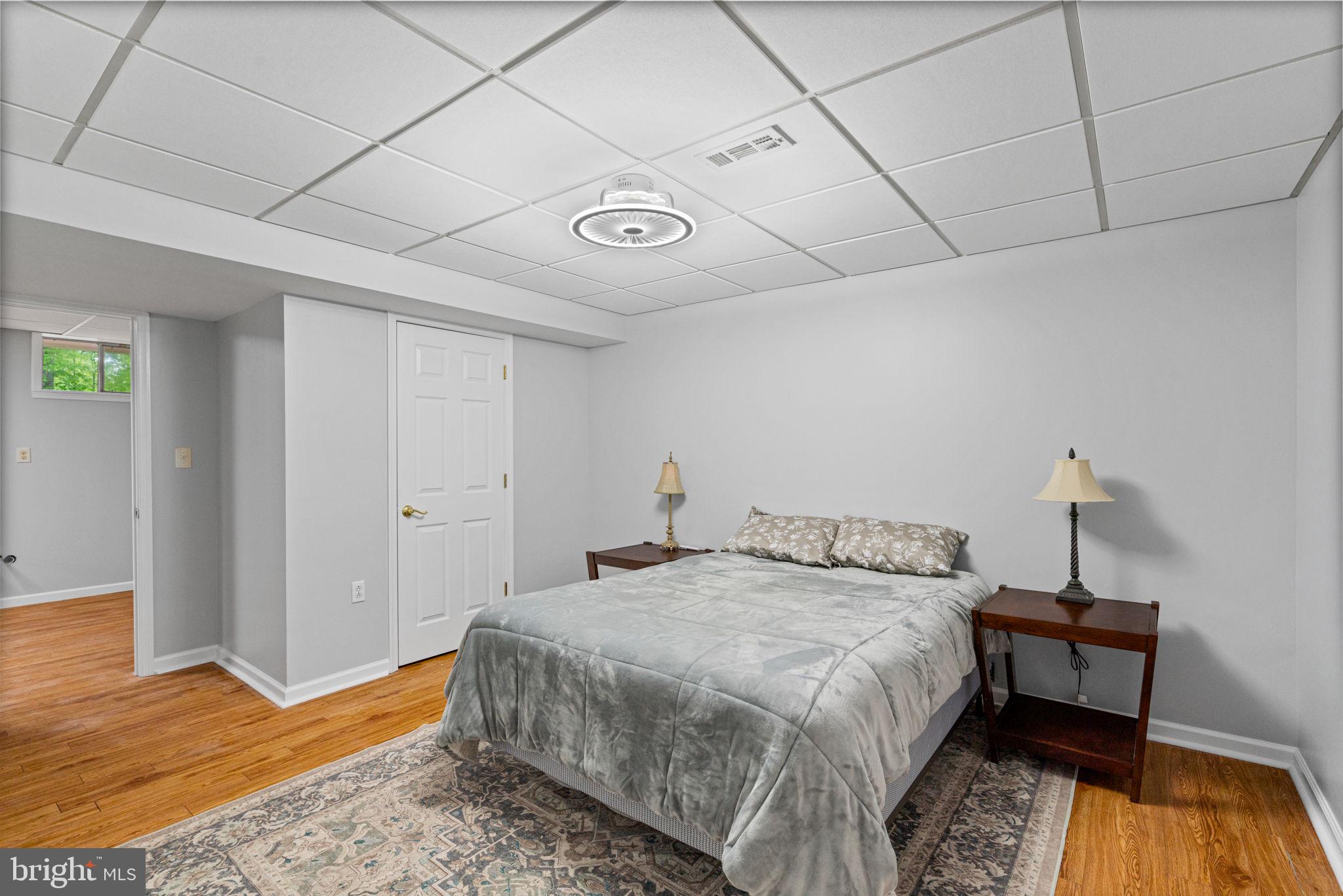 14661 Kogan Dr